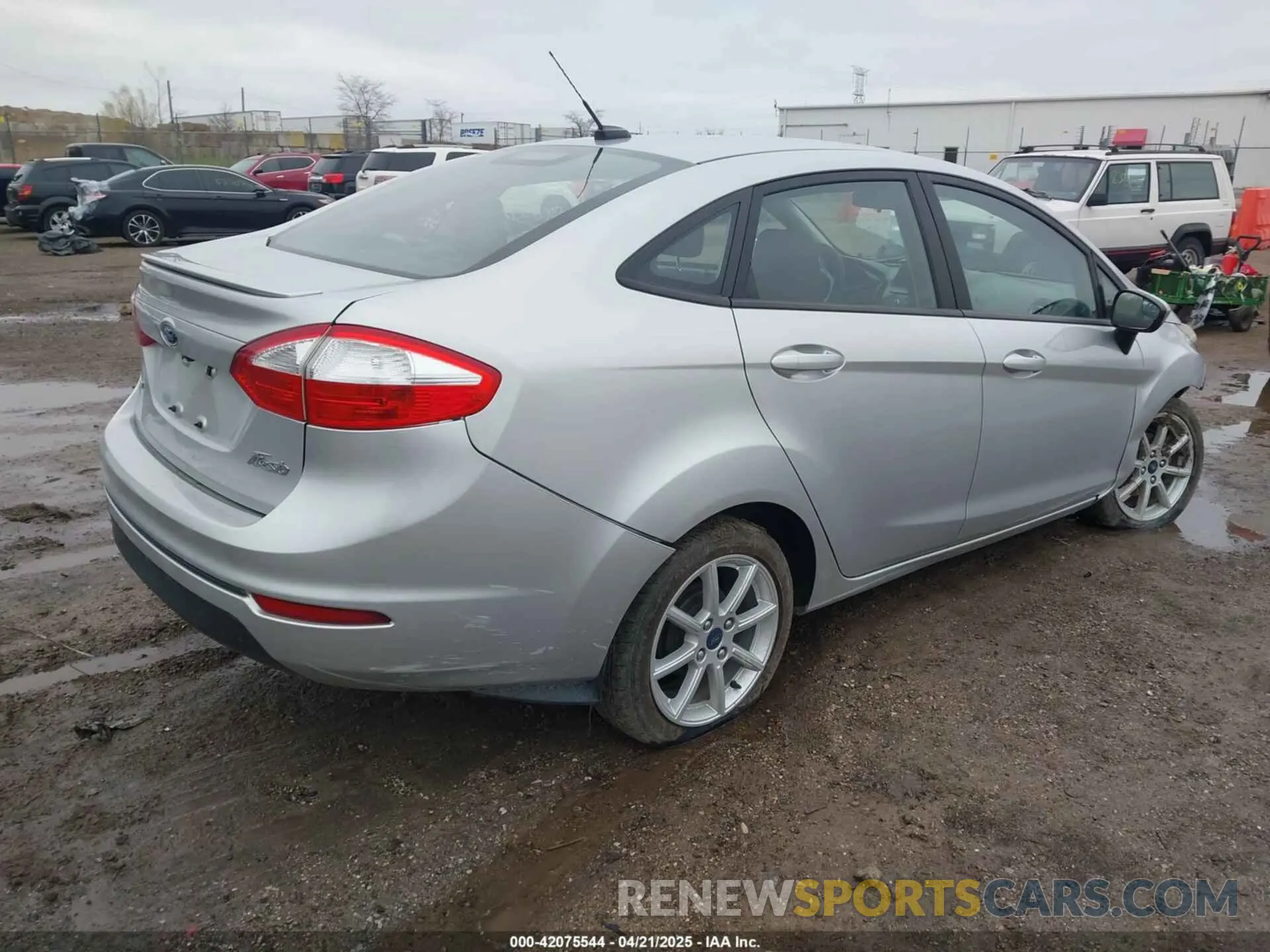 4 fotografías del automóvil dañado 3FADP4BJ0KM137049 FORD FIESTA 2019