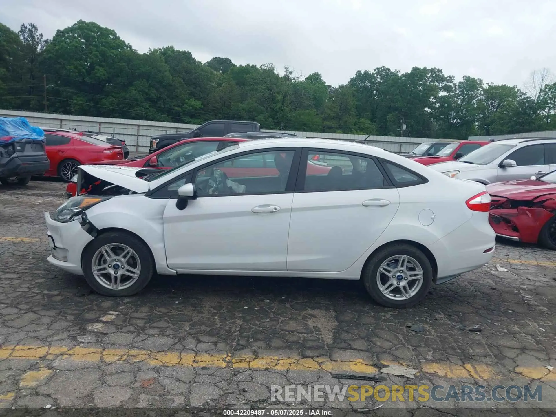 14 fotografías del automóvil dañado 3FADP4BJ0KM154255 FORD FIESTA 2019