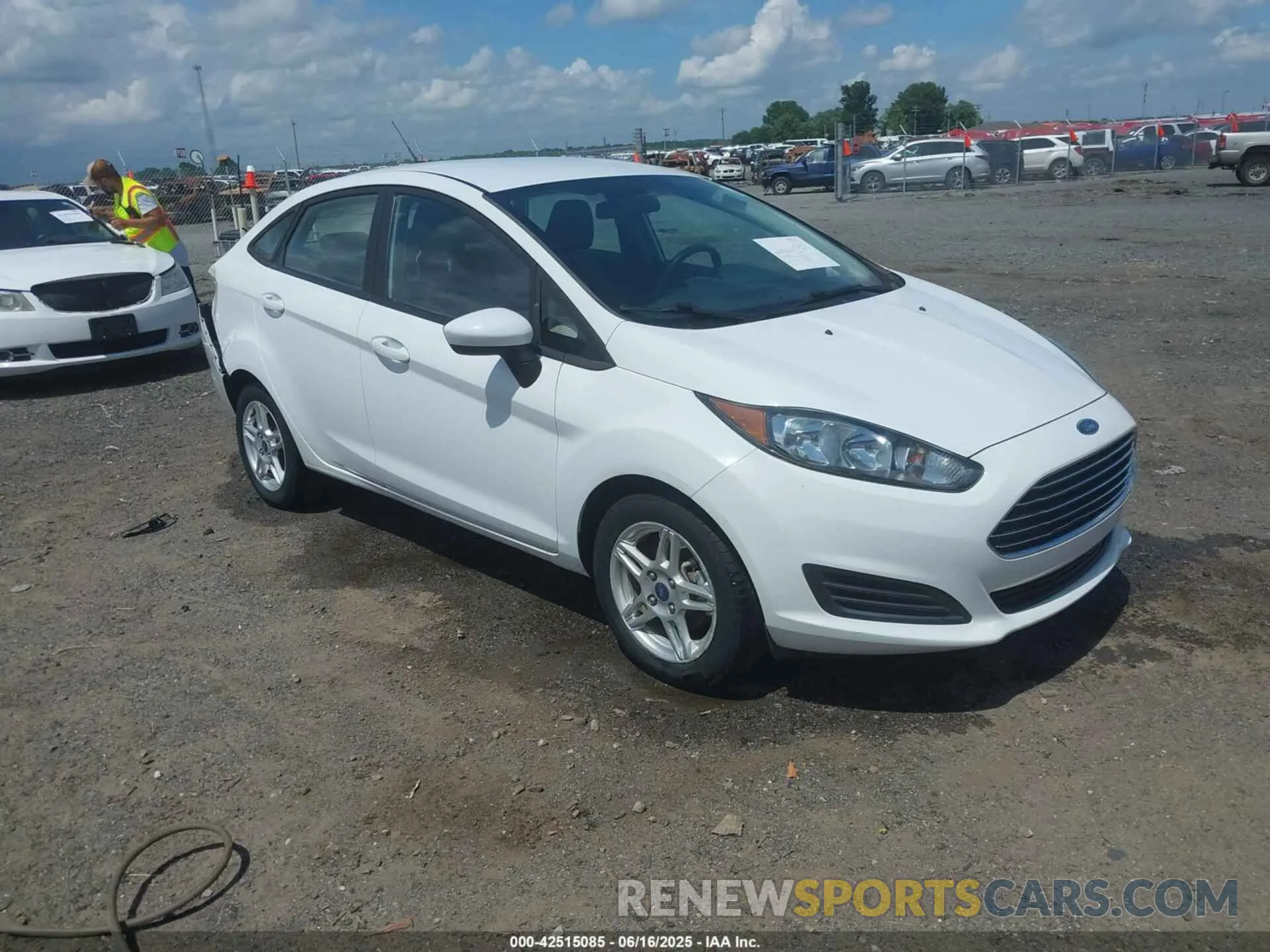 1 fotografías del automóvil dañado 3FADP4BJ1KM123158 FORD FIESTA 2019