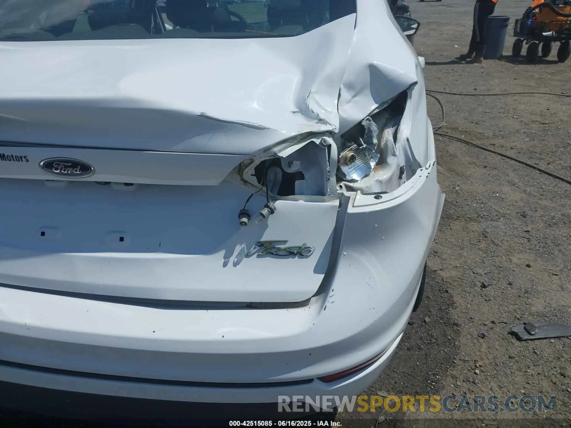17 fotografías del automóvil dañado 3FADP4BJ1KM123158 FORD FIESTA 2019