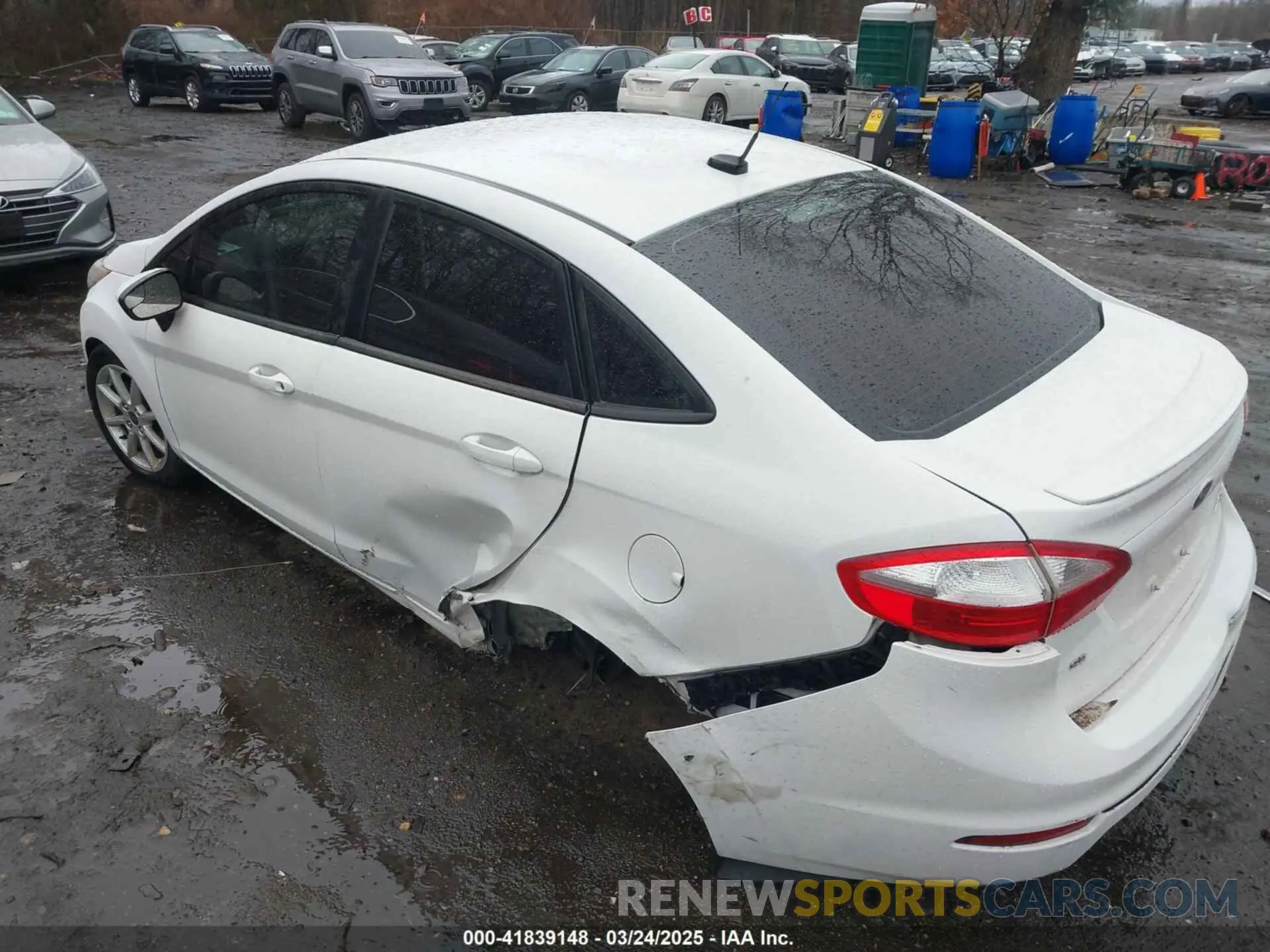 6 fotografías del automóvil dañado 3FADP4BJ1KM123645 FORD FIESTA 2019