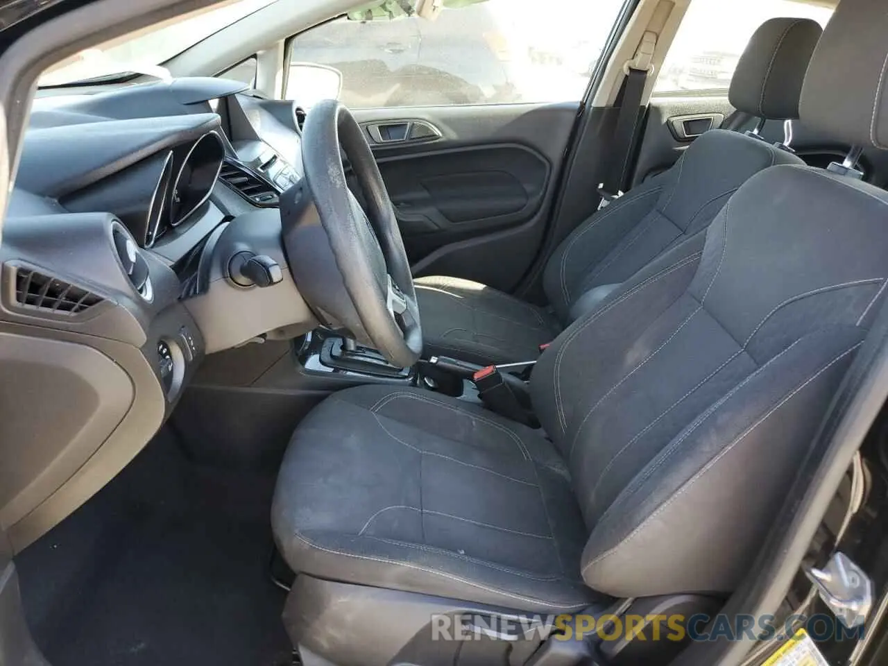 7 fotografías del automóvil dañado 3FADP4BJ1KM133785 FORD FIESTA 2019