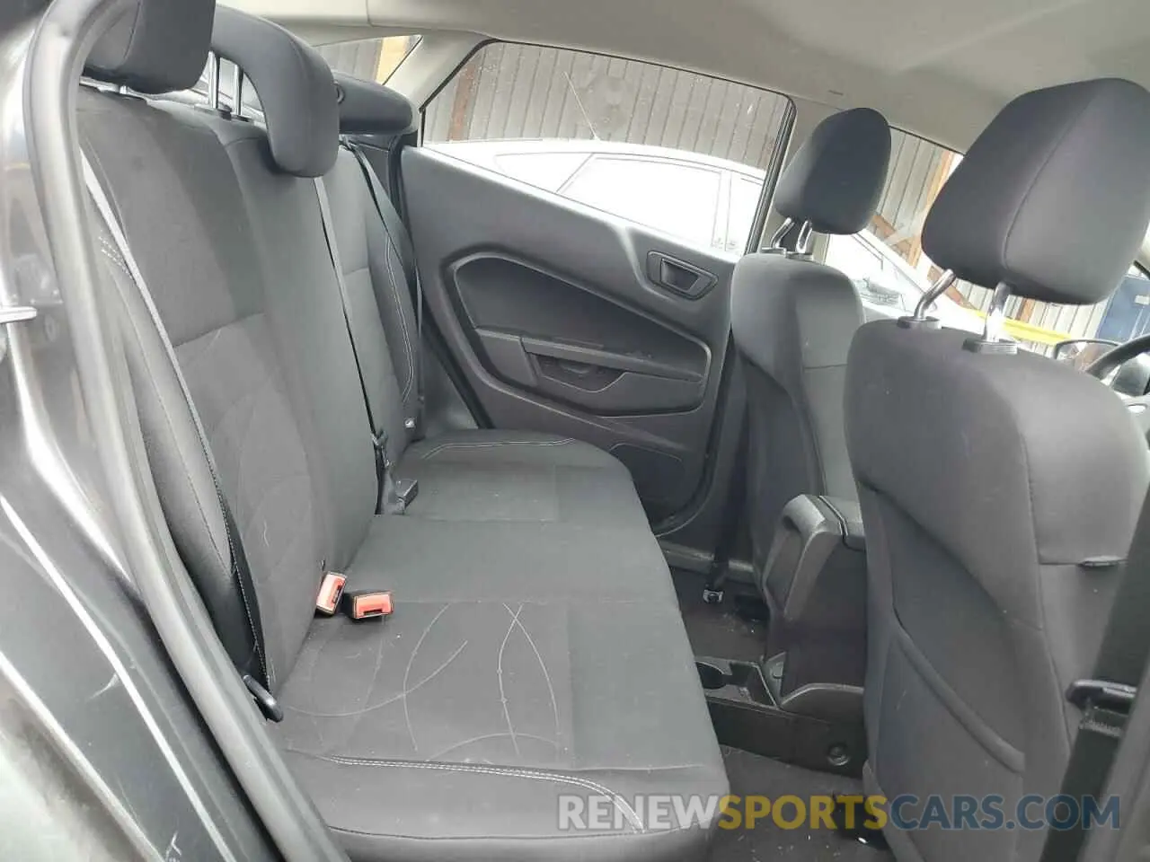 10 fotografías del automóvil dañado 3FADP4BJ1KM137979 FORD FIESTA 2019