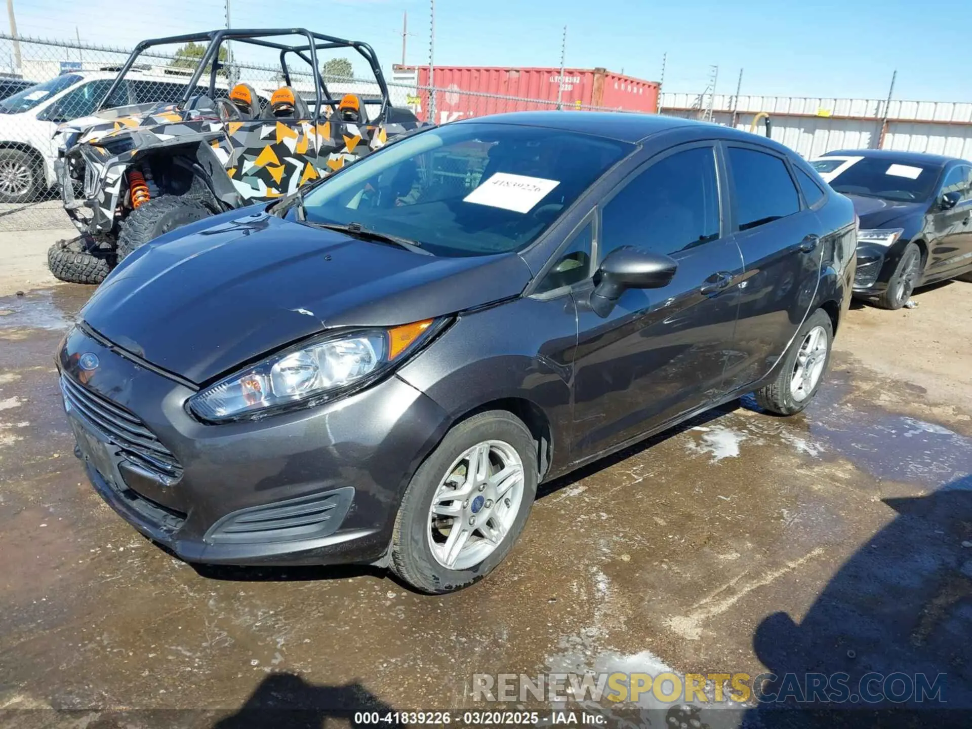 2 fotografías del automóvil dañado 3FADP4BJ2KM122701 FORD FIESTA 2019