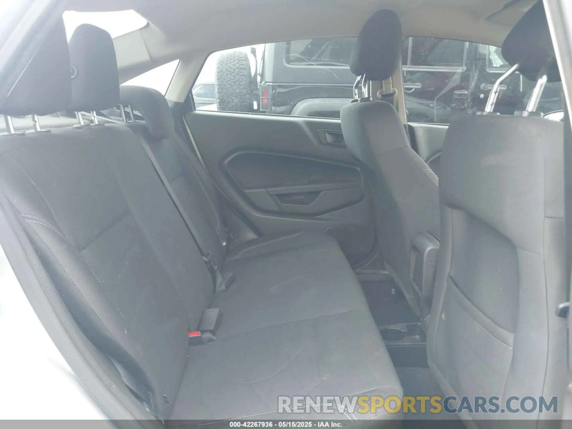 8 fotografías del automóvil dañado 3FADP4BJ2KM132015 FORD FIESTA 2019