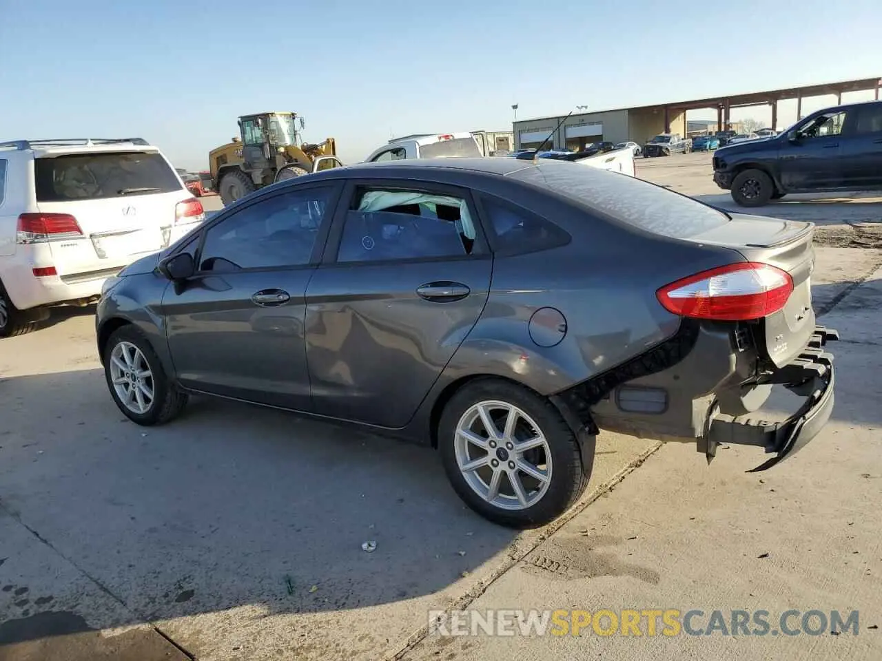 2 fotografías del automóvil dañado 3FADP4BJ2KM137747 FORD FIESTA 2019