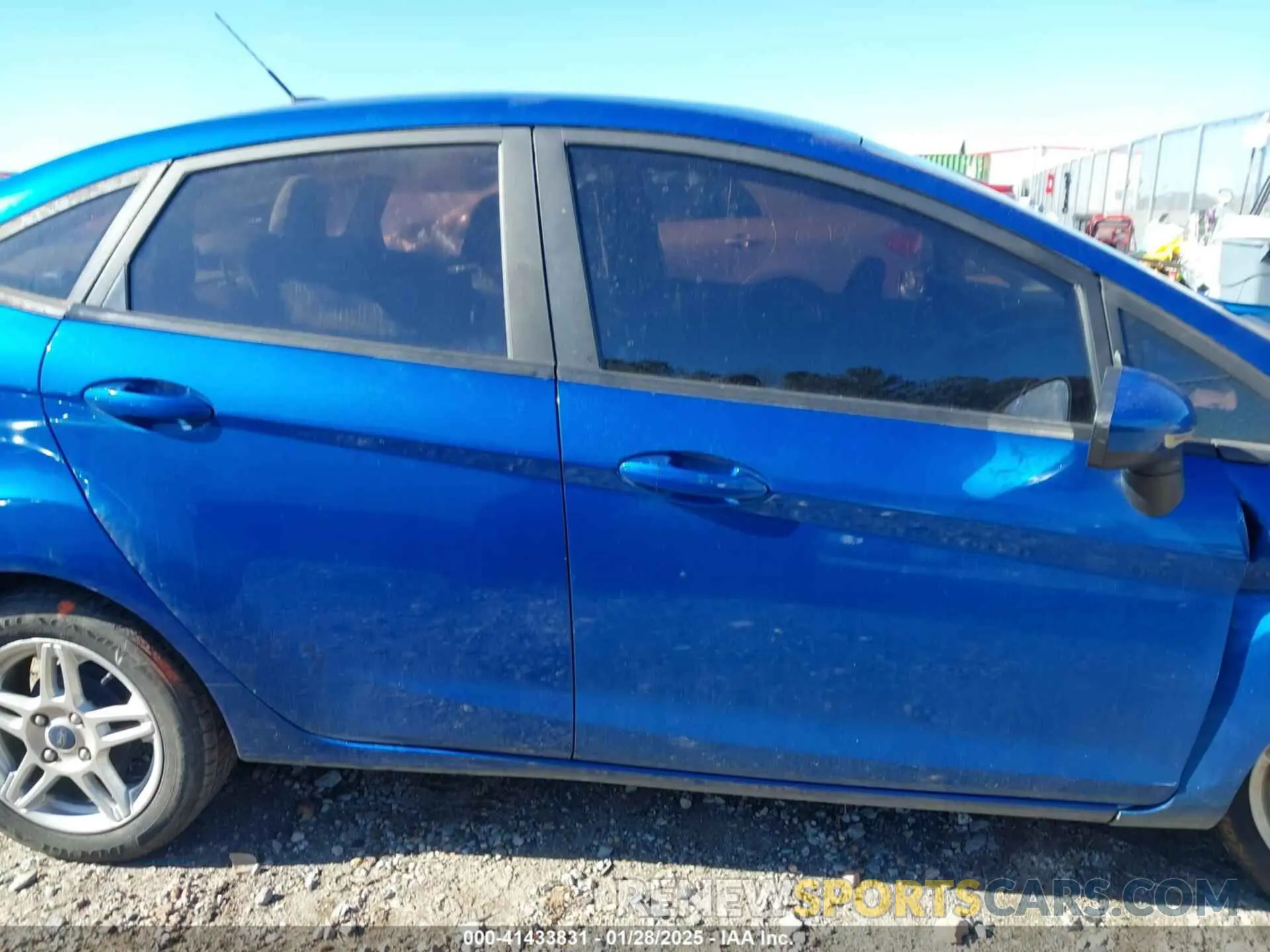 14 fotografías del automóvil dañado 3FADP4BJ2KM164611 FORD FIESTA 2019