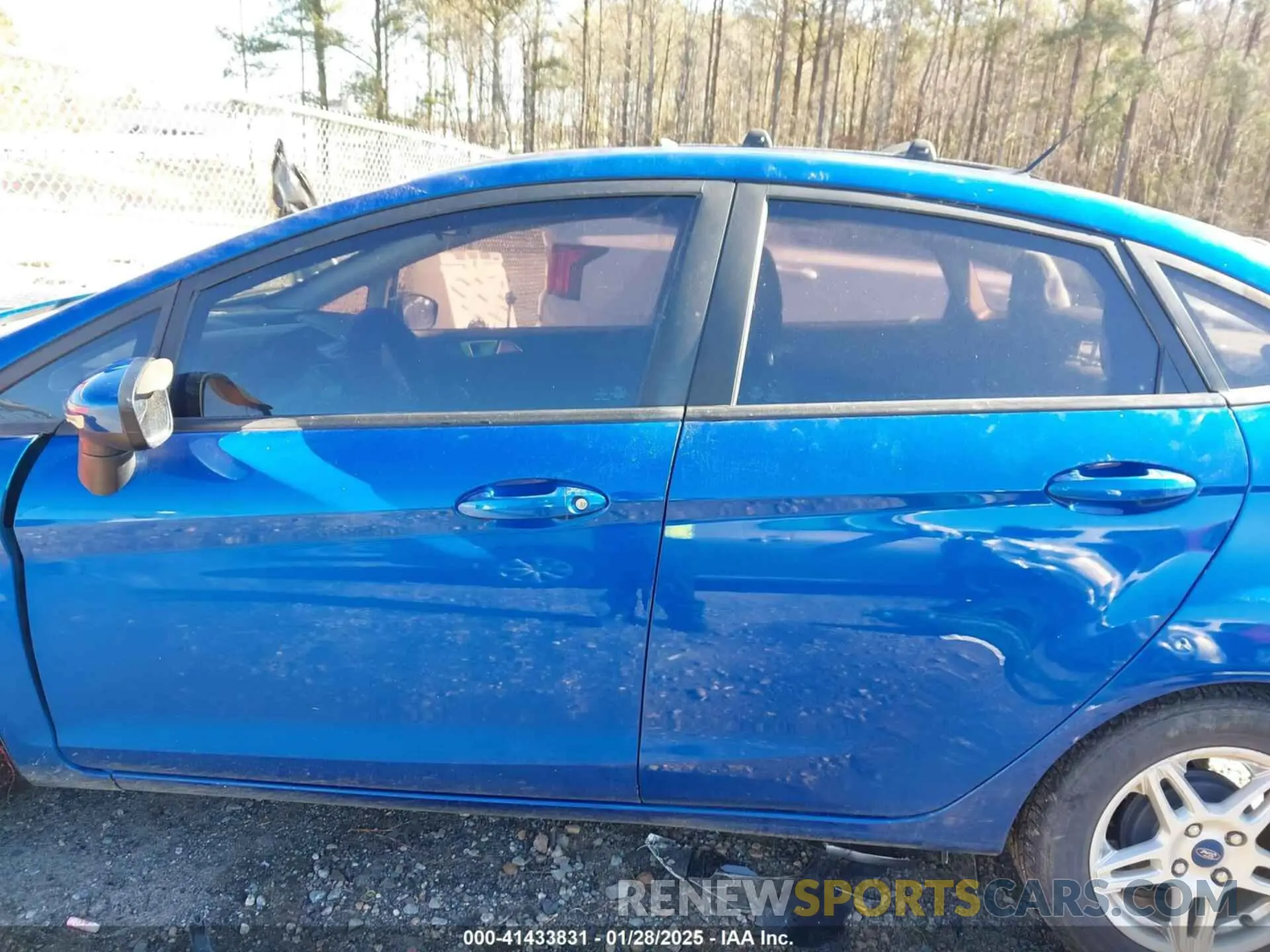 15 fotografías del automóvil dañado 3FADP4BJ2KM164611 FORD FIESTA 2019