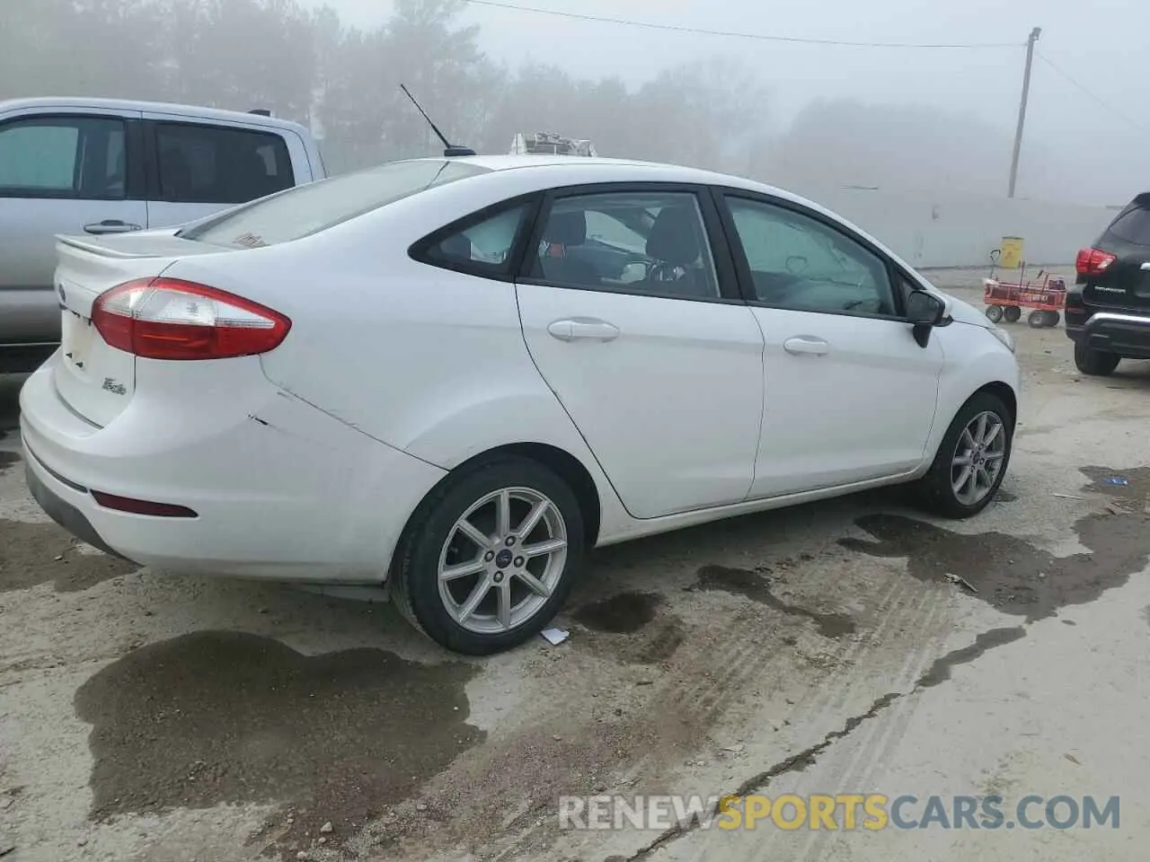 3 fotografías del automóvil dañado 3FADP4BJ3KM106281 FORD FIESTA 2019