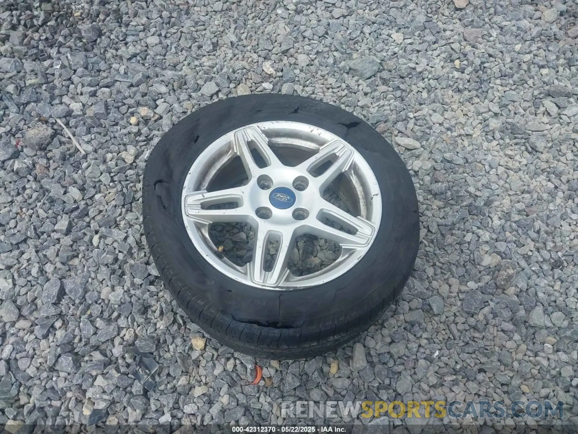12 fotografías del automóvil dañado 3FADP4BJ3KM114428 FORD FIESTA 2019