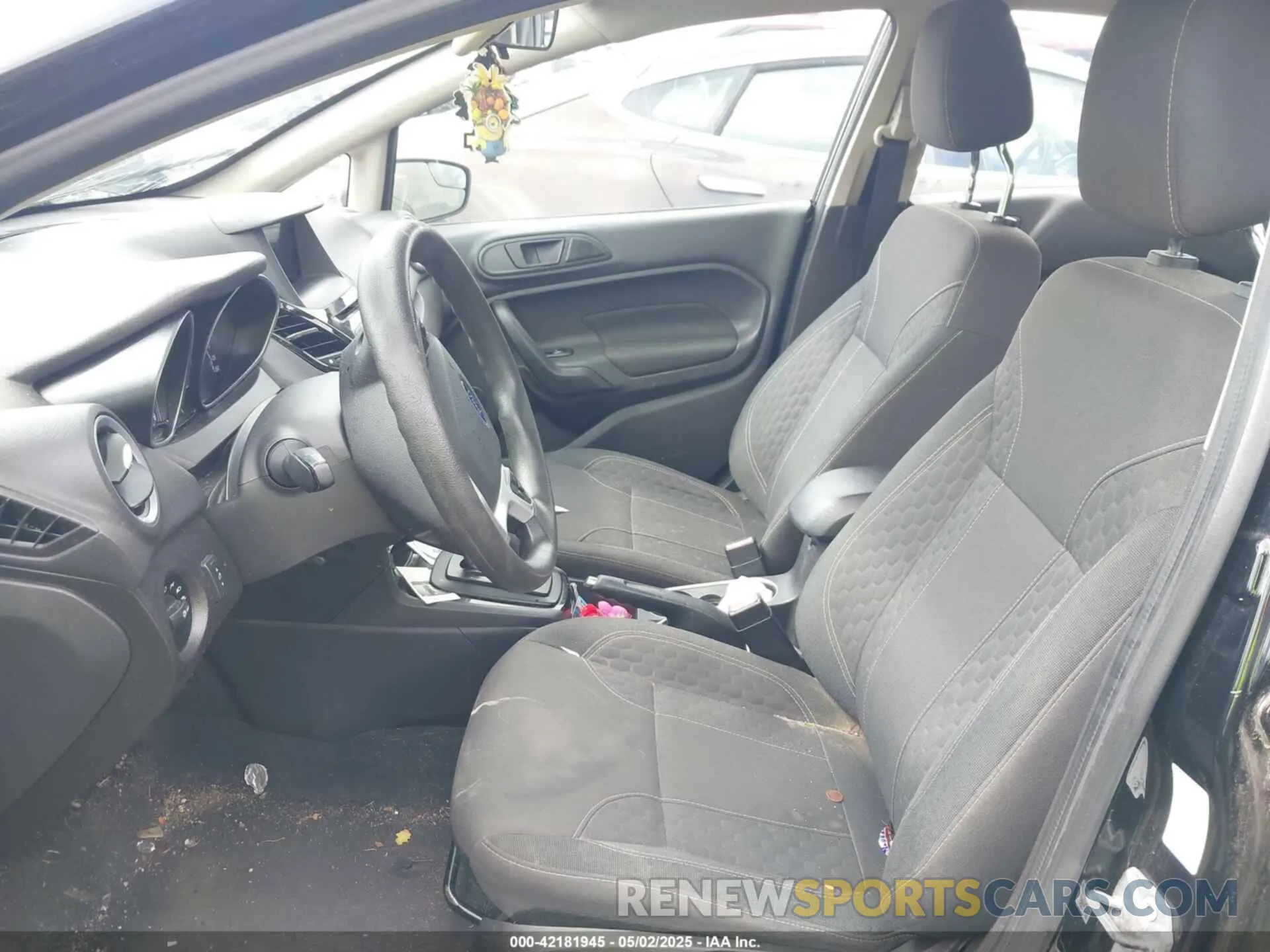 5 fotografías del automóvil dañado 3FADP4BJ3KM137563 FORD FIESTA 2019