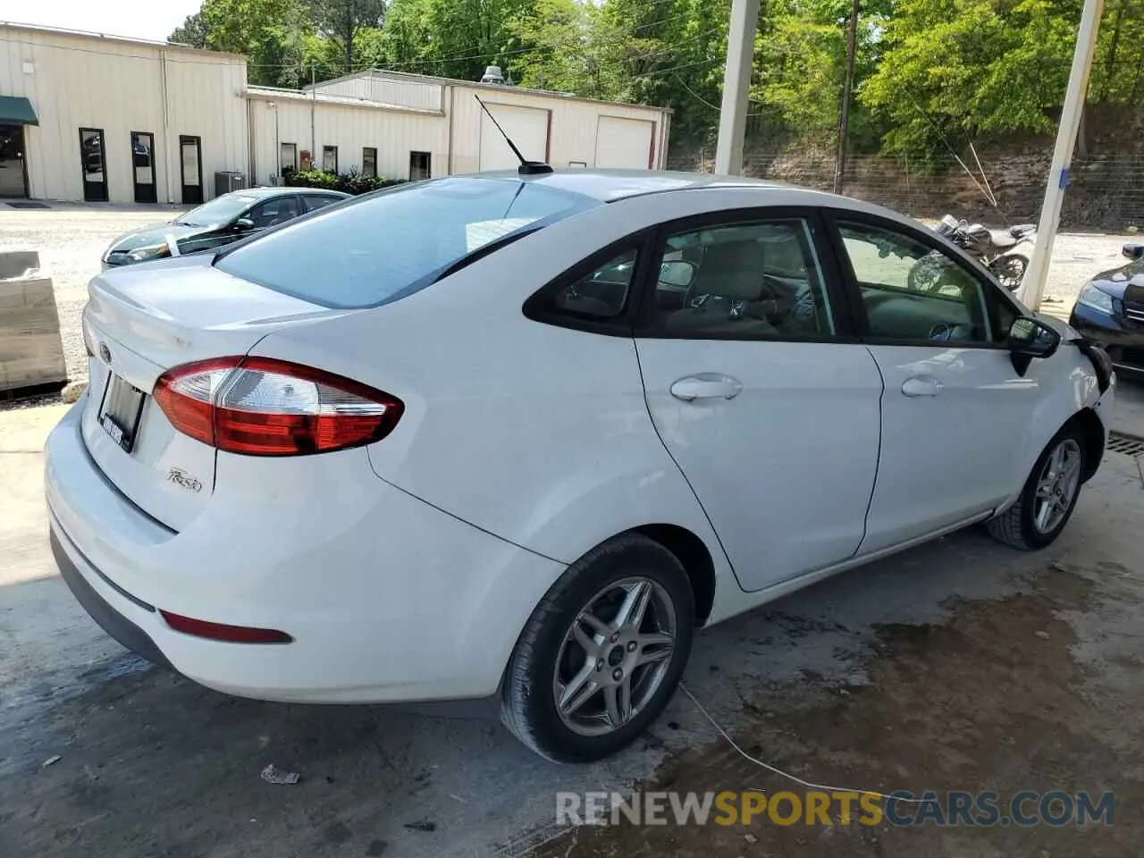 3 fotografías del automóvil dañado 3FADP4BJ4KM103809 FORD FIESTA 2019