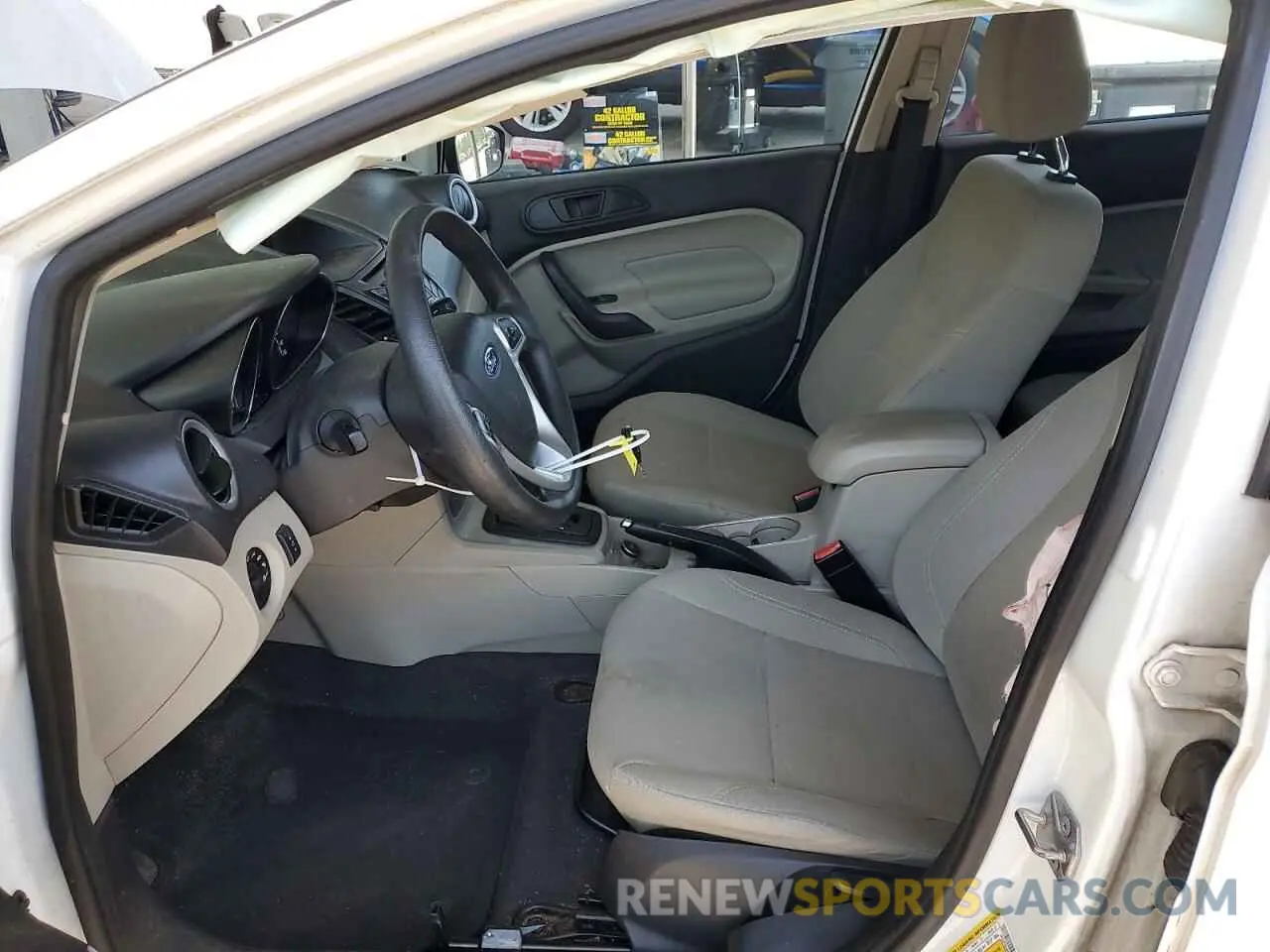 7 fotografías del automóvil dañado 3FADP4BJ4KM103809 FORD FIESTA 2019