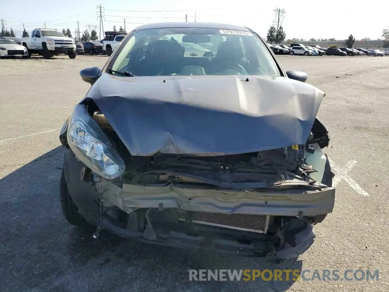 5 fotografías del automóvil dañado 3FADP4BJ4KM106189 FORD FIESTA 2019