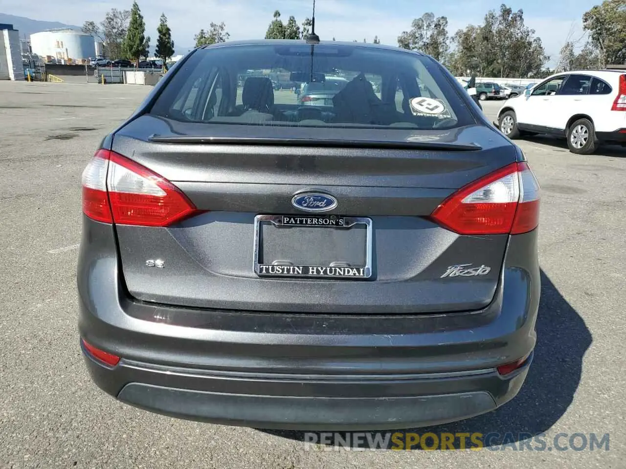 6 fotografías del automóvil dañado 3FADP4BJ4KM106189 FORD FIESTA 2019