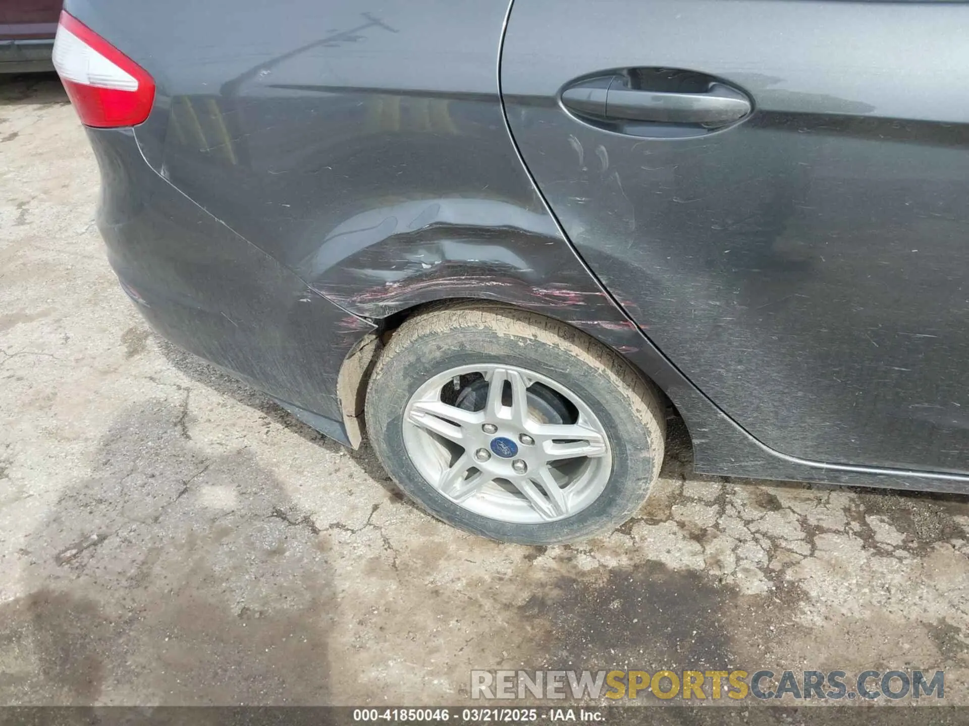 6 fotografías del automóvil dañado 3FADP4BJ4KM141427 FORD FIESTA 2019