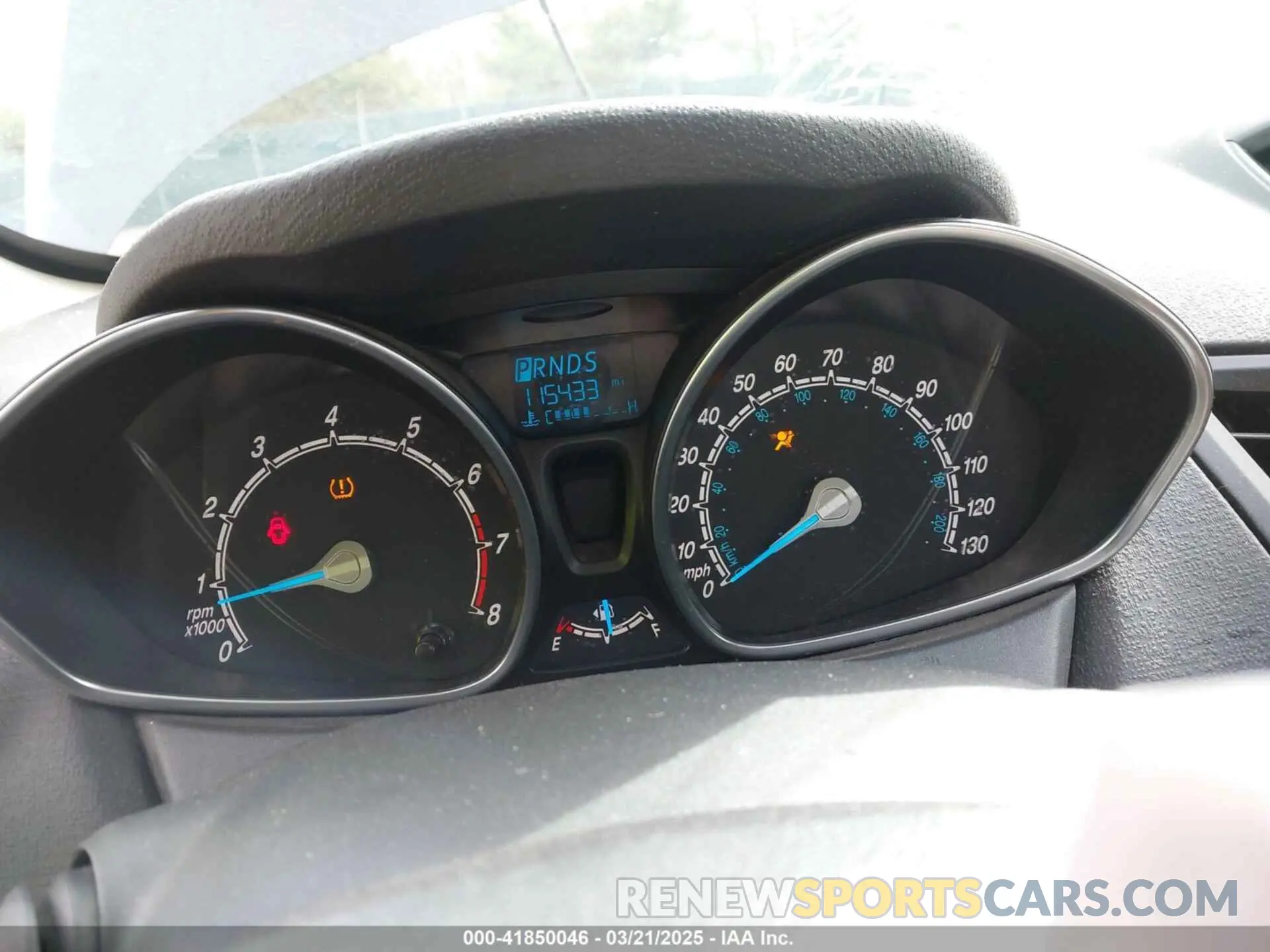 7 fotografías del automóvil dañado 3FADP4BJ4KM141427 FORD FIESTA 2019