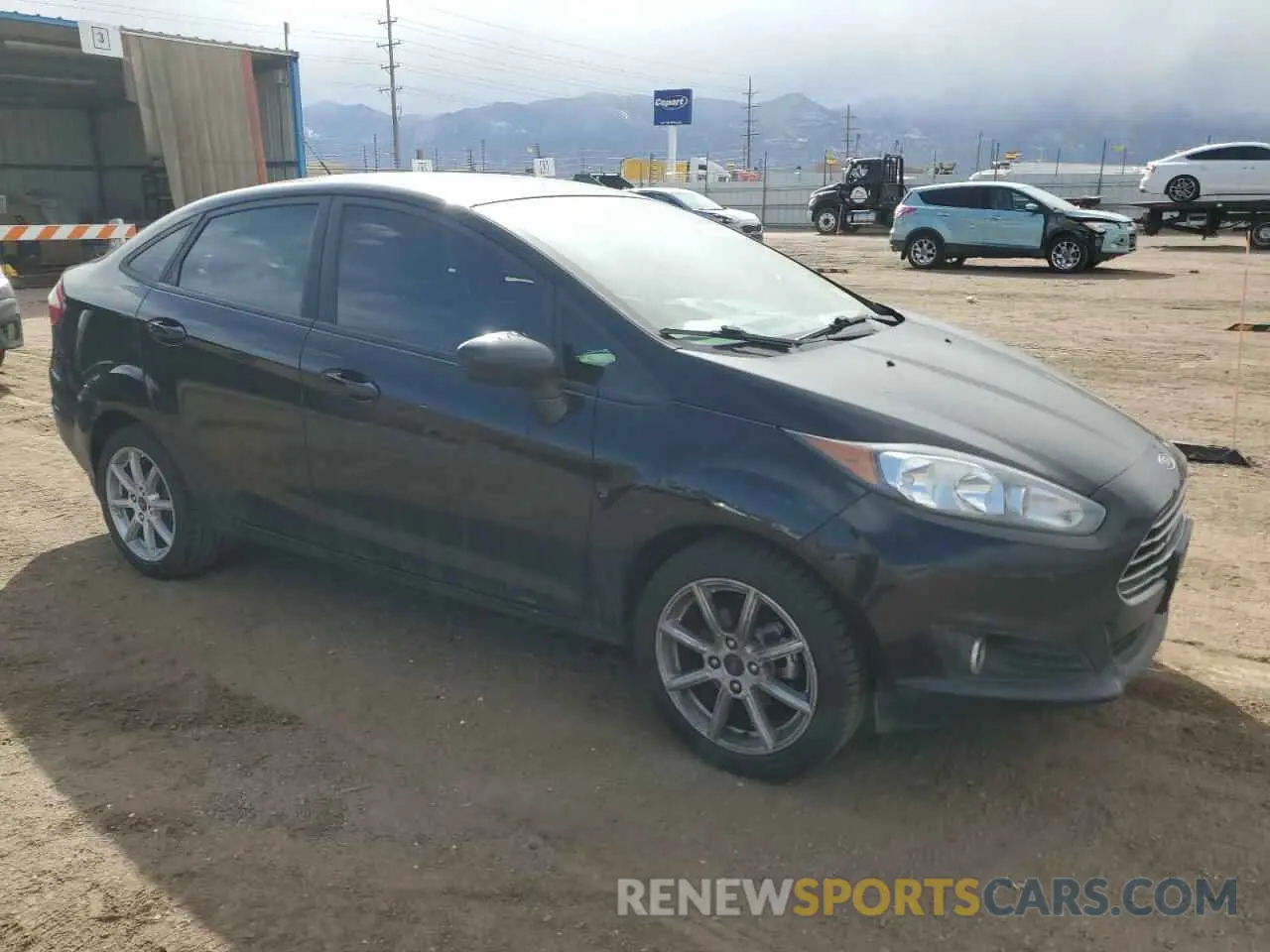 4 fotografías del automóvil dañado 3FADP4BJ5KM137371 FORD FIESTA 2019