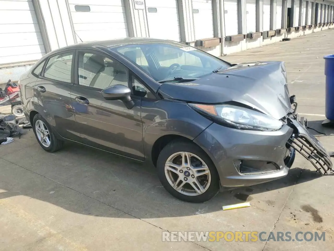 4 fotografías del automóvil dañado 3FADP4BJ5KM146863 FORD FIESTA 2019
