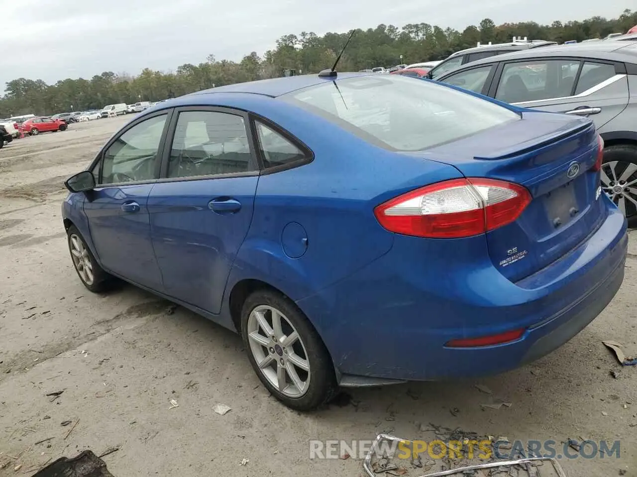 2 fotografías del automóvil dañado 3FADP4BJ5KM150735 FORD FIESTA 2019