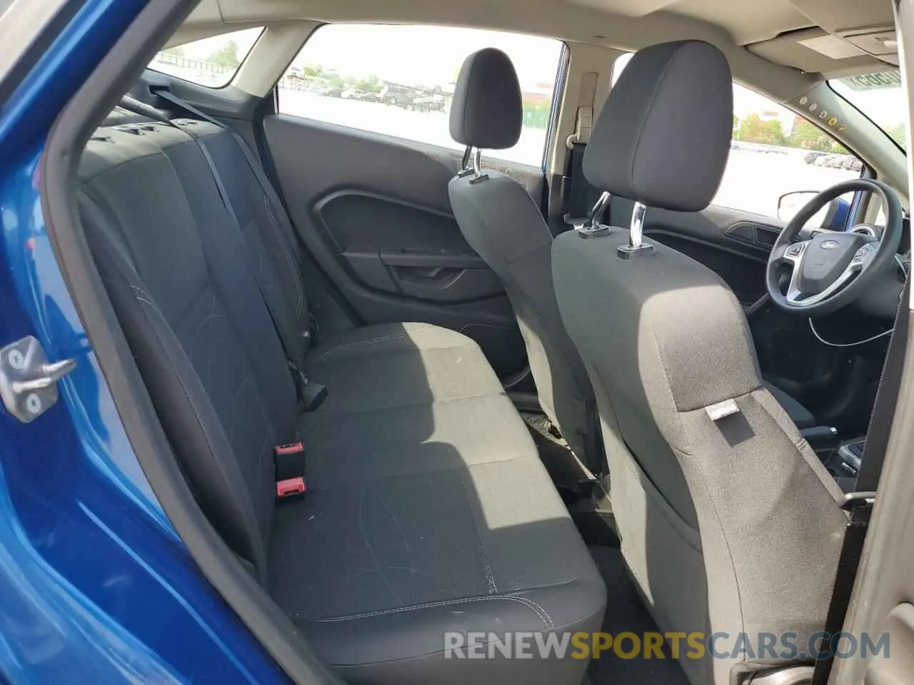 10 fotografías del automóvil dañado 3FADP4BJ5KM159385 FORD FIESTA 2019