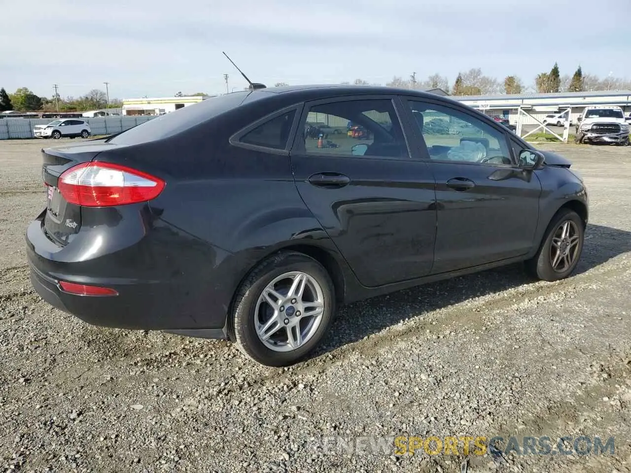 3 fotografías del automóvil dañado 3FADP4BJ5KM161797 FORD FIESTA 2019