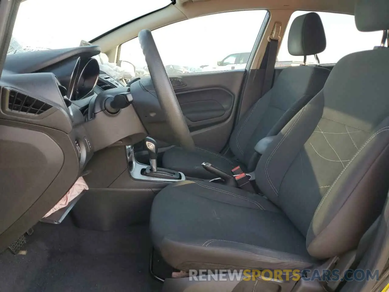 7 fotografías del automóvil dañado 3FADP4BJ5KM161797 FORD FIESTA 2019