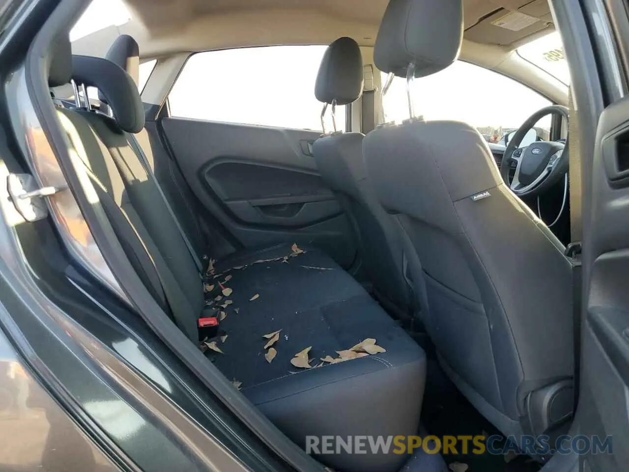 10 fotografías del automóvil dañado 3FADP4BJ5KM162867 FORD FIESTA 2019