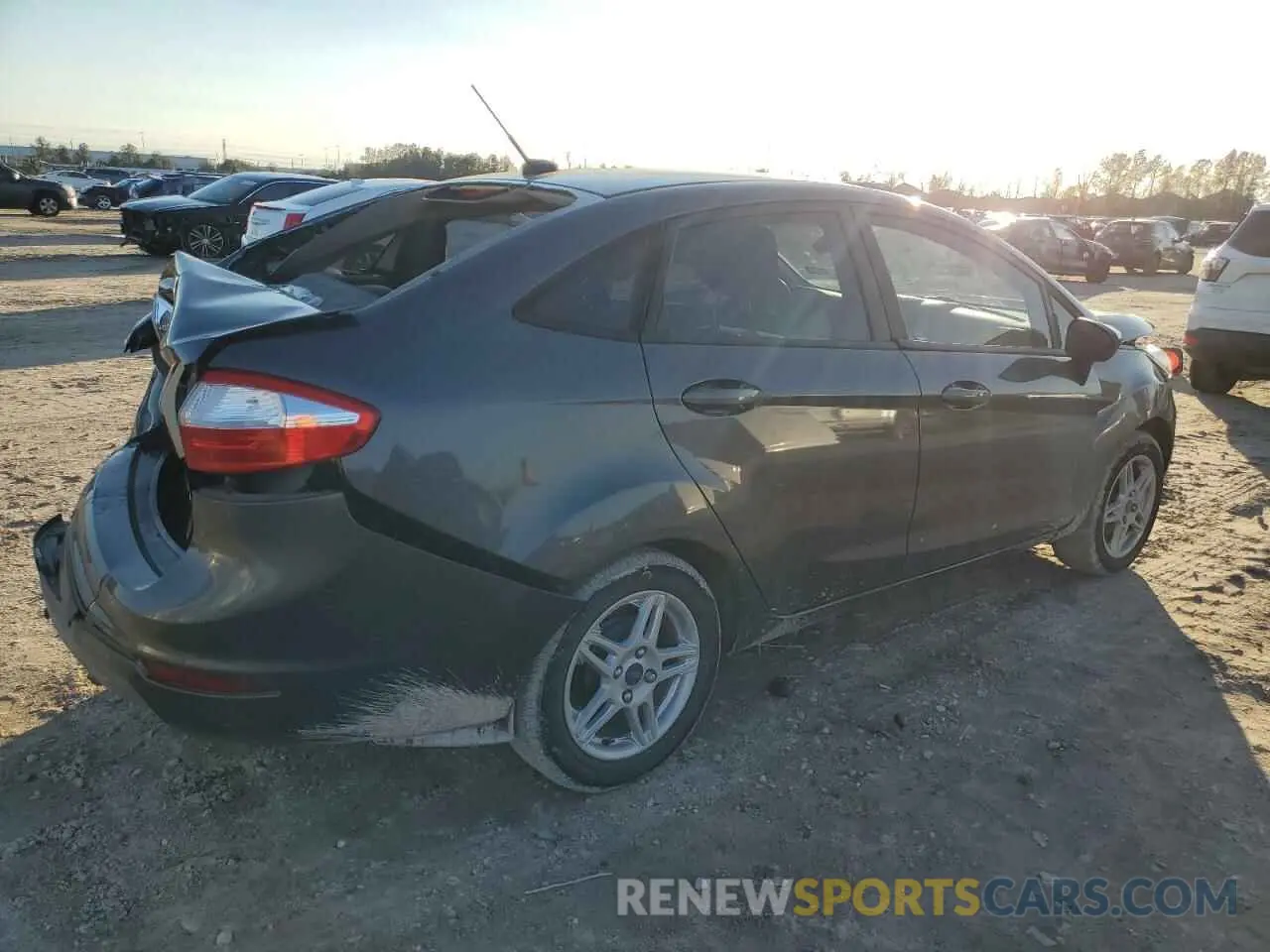 3 fotografías del automóvil dañado 3FADP4BJ5KM162867 FORD FIESTA 2019