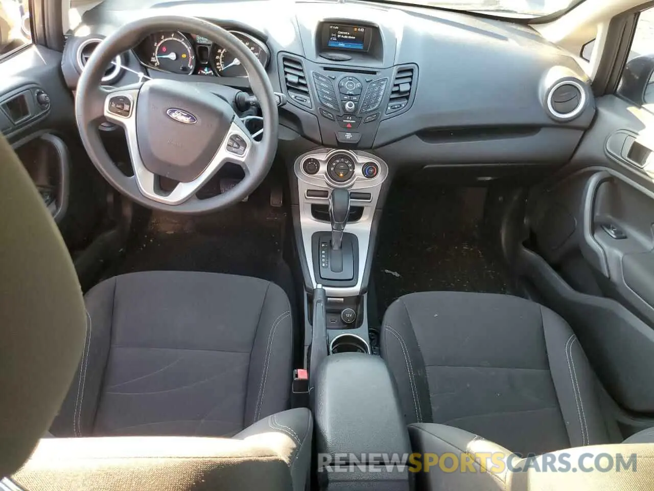 8 fotografías del automóvil dañado 3FADP4BJ5KM162867 FORD FIESTA 2019