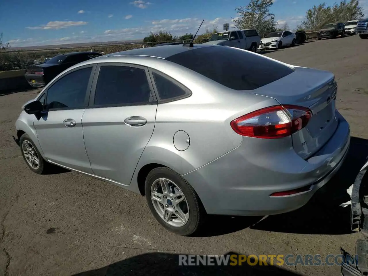 2 fotografías del automóvil dañado 3FADP4BJ6KM111961 FORD FIESTA 2019