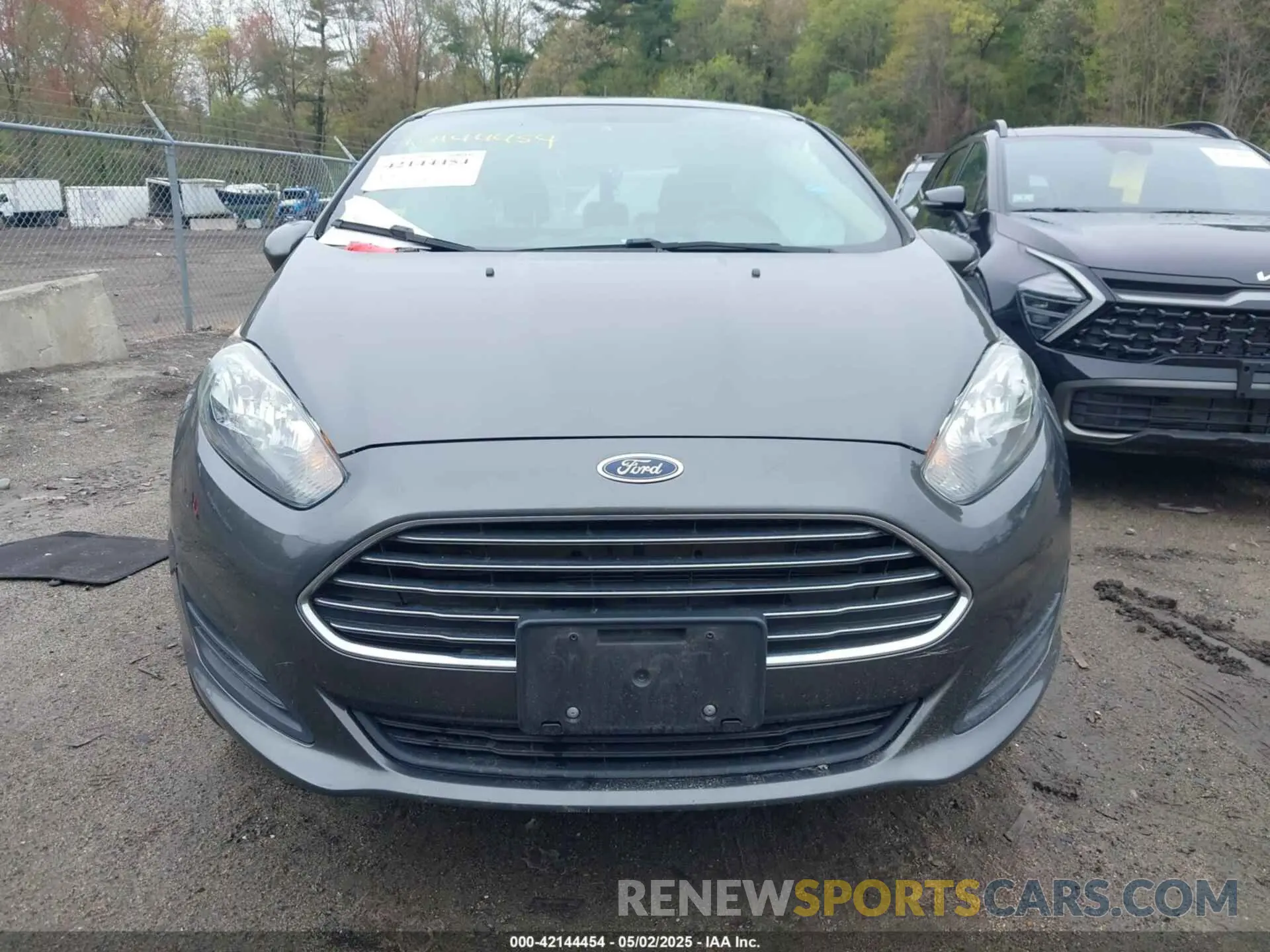 12 fotografías del automóvil dañado 3FADP4BJ6KM120398 FORD FIESTA 2019