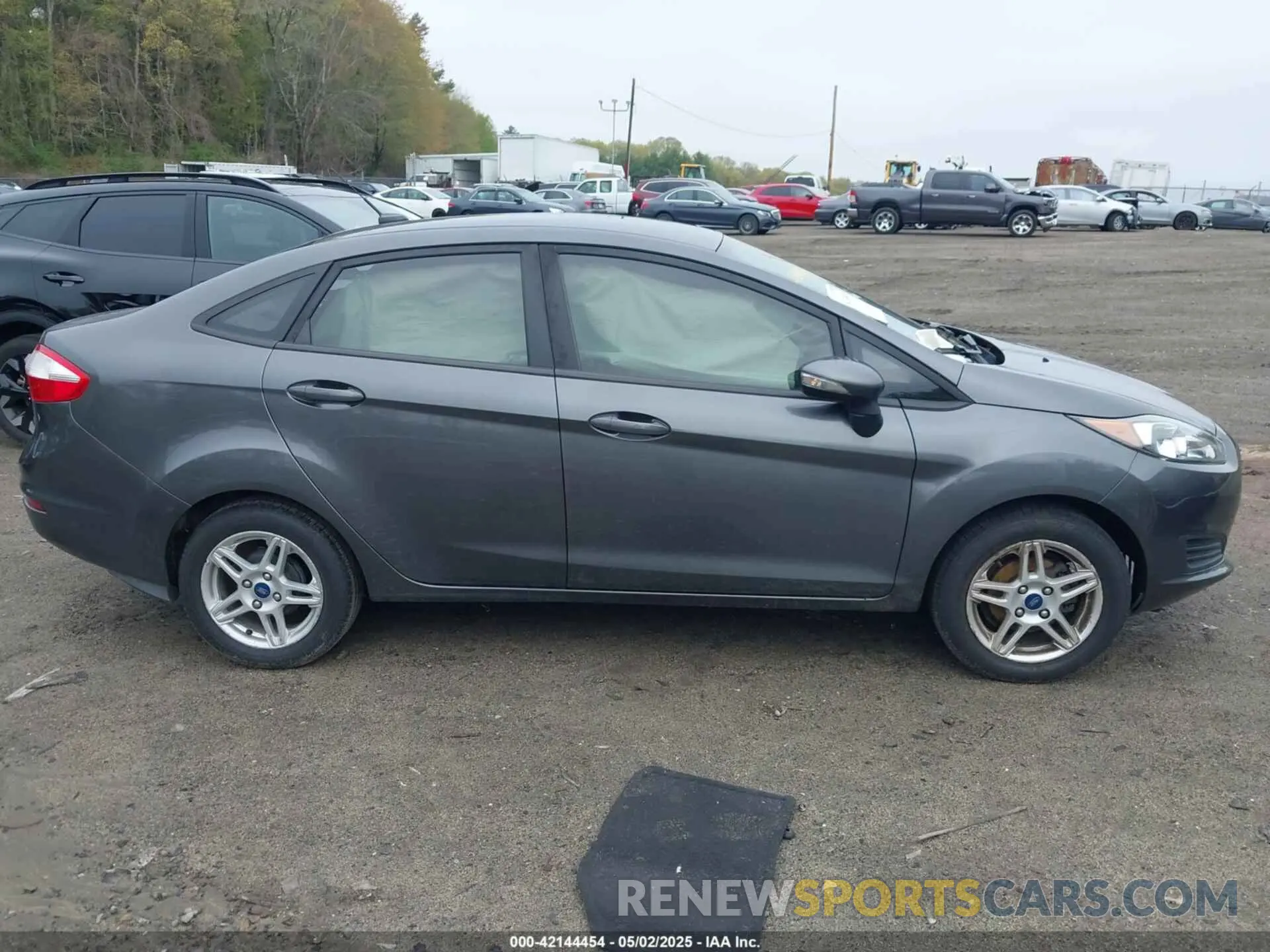 13 fotografías del automóvil dañado 3FADP4BJ6KM120398 FORD FIESTA 2019
