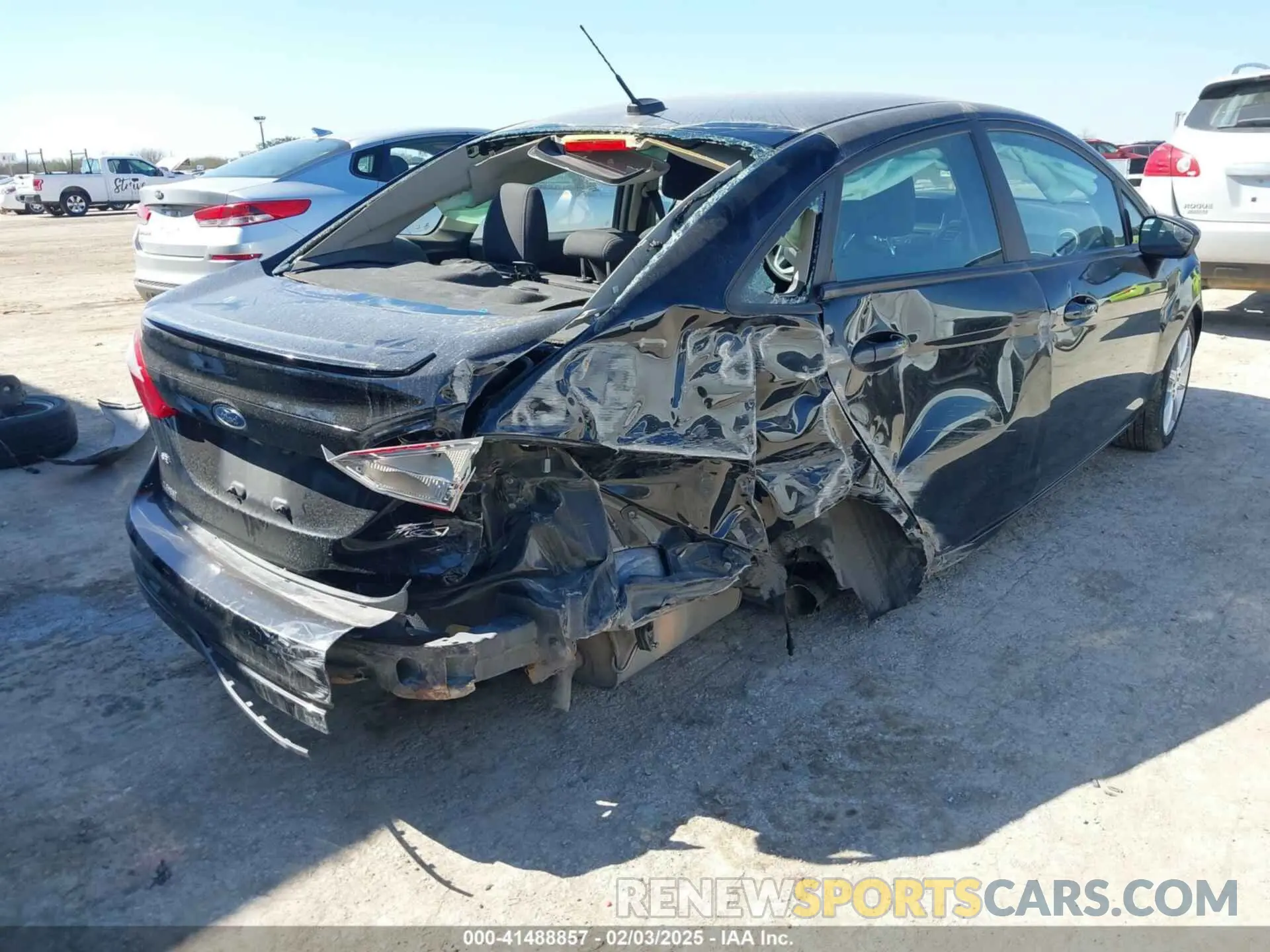 4 fotografías del automóvil dañado 3FADP4BJ6KM138481 FORD FIESTA 2019