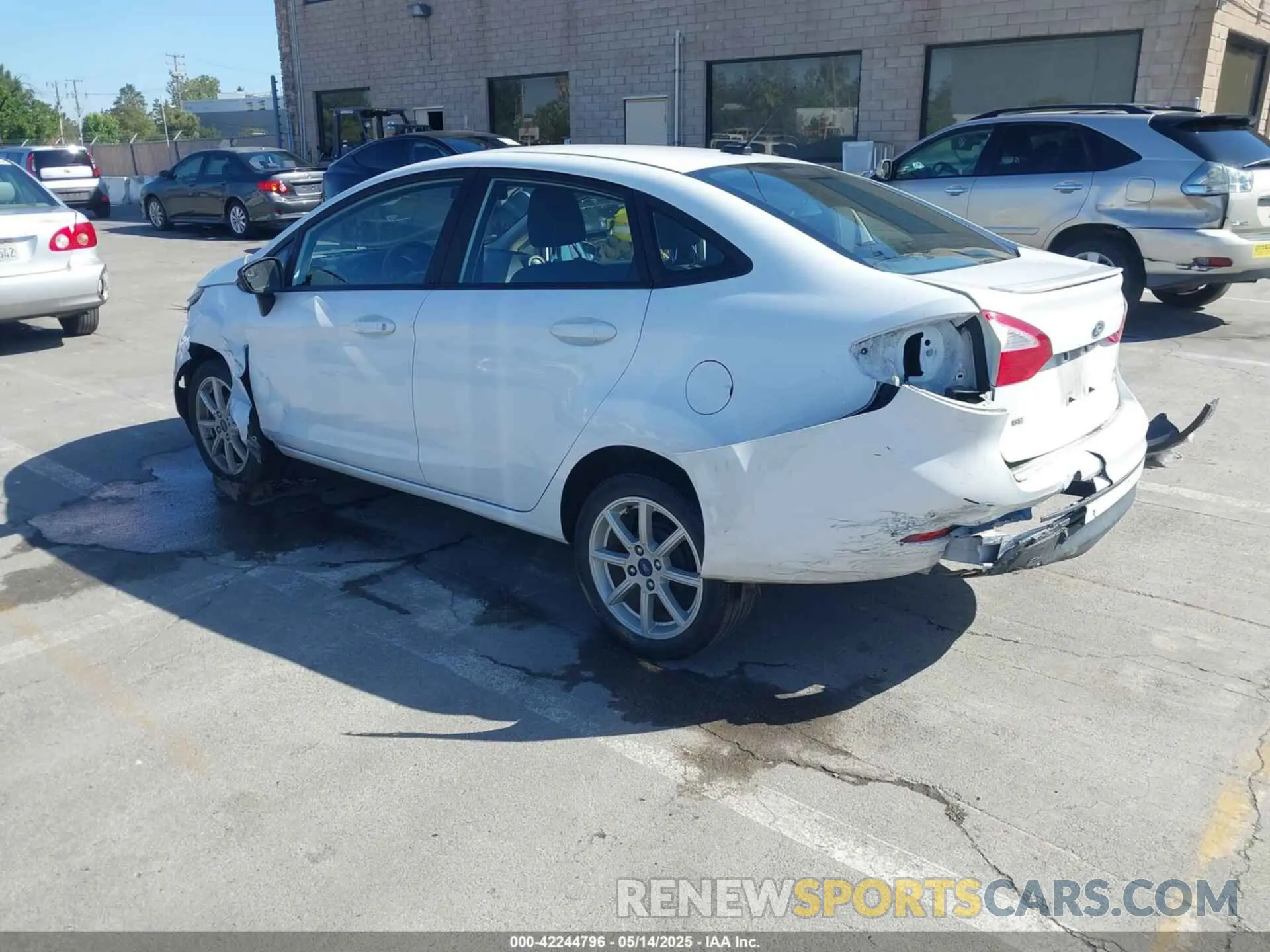 3 fotografías del automóvil dañado 3FADP4BJ6KM143891 FORD FIESTA 2019
