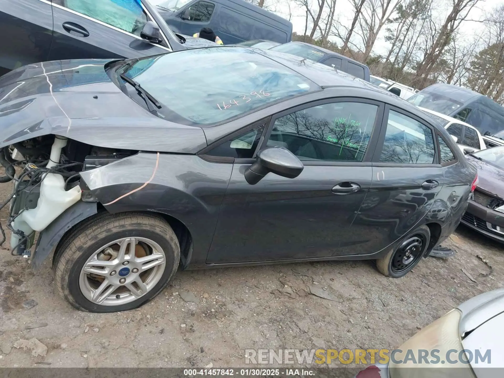 14 fotografías del automóvil dañado 3FADP4BJ6KM164398 FORD FIESTA 2019