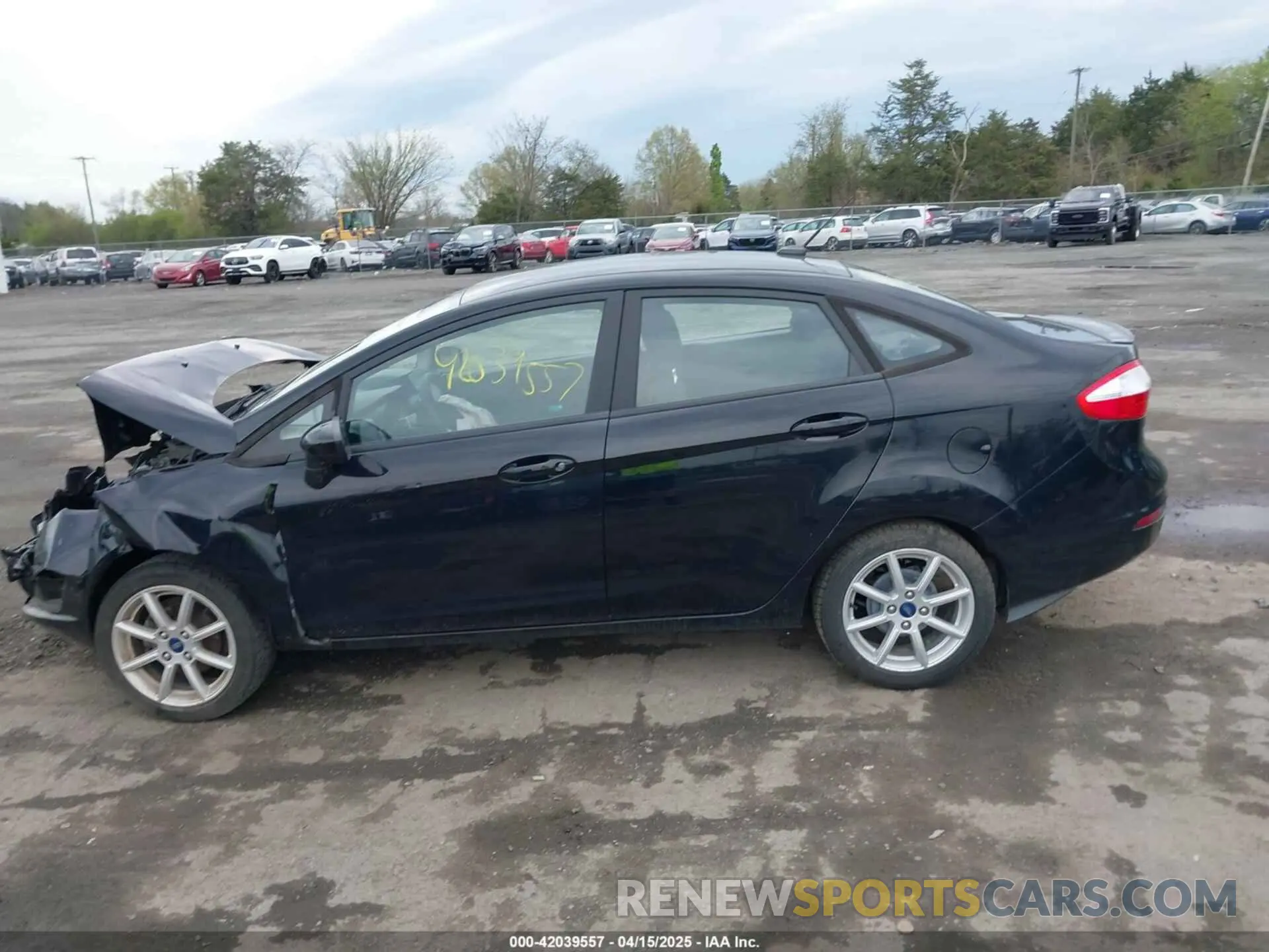 14 fotografías del automóvil dañado 3FADP4BJ7KM105246 FORD FIESTA 2019