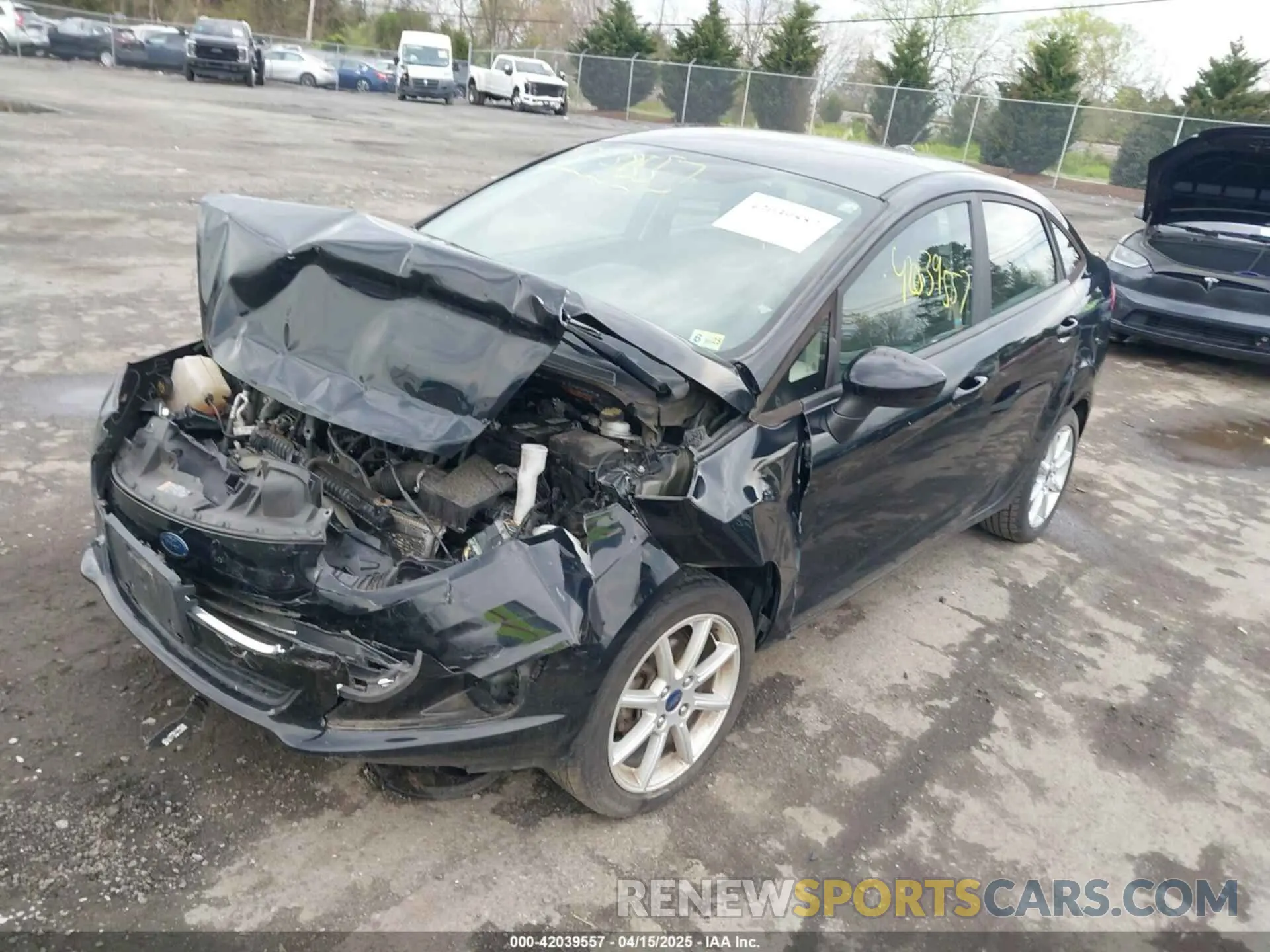 2 fotografías del automóvil dañado 3FADP4BJ7KM105246 FORD FIESTA 2019
