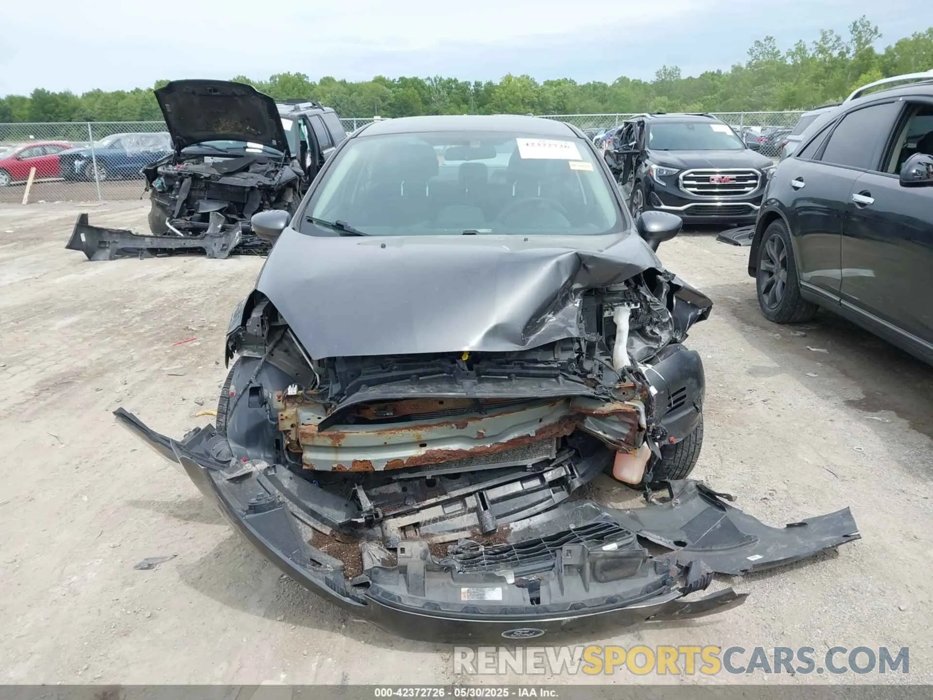 12 fotografías del automóvil dañado 3FADP4BJ7KM107143 FORD FIESTA 2019