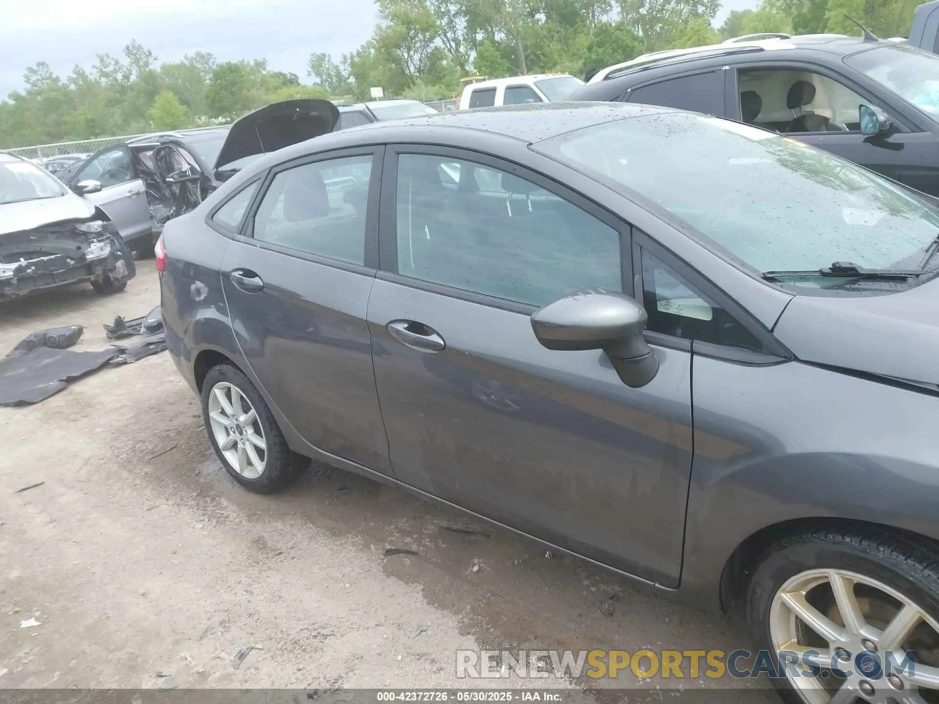 13 fotografías del automóvil dañado 3FADP4BJ7KM107143 FORD FIESTA 2019