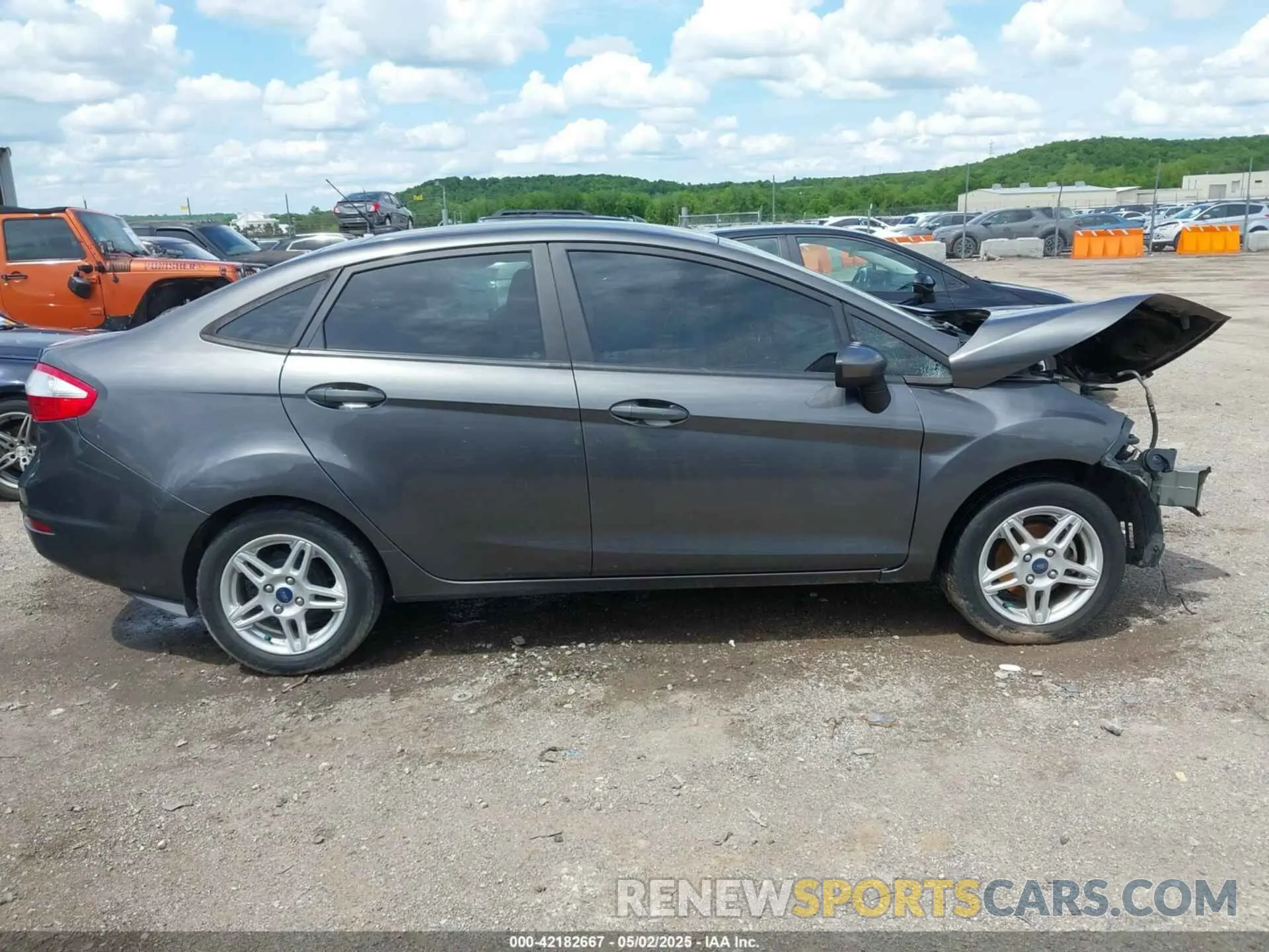 13 fotografías del automóvil dañado 3FADP4BJ7KM163096 FORD FIESTA 2019