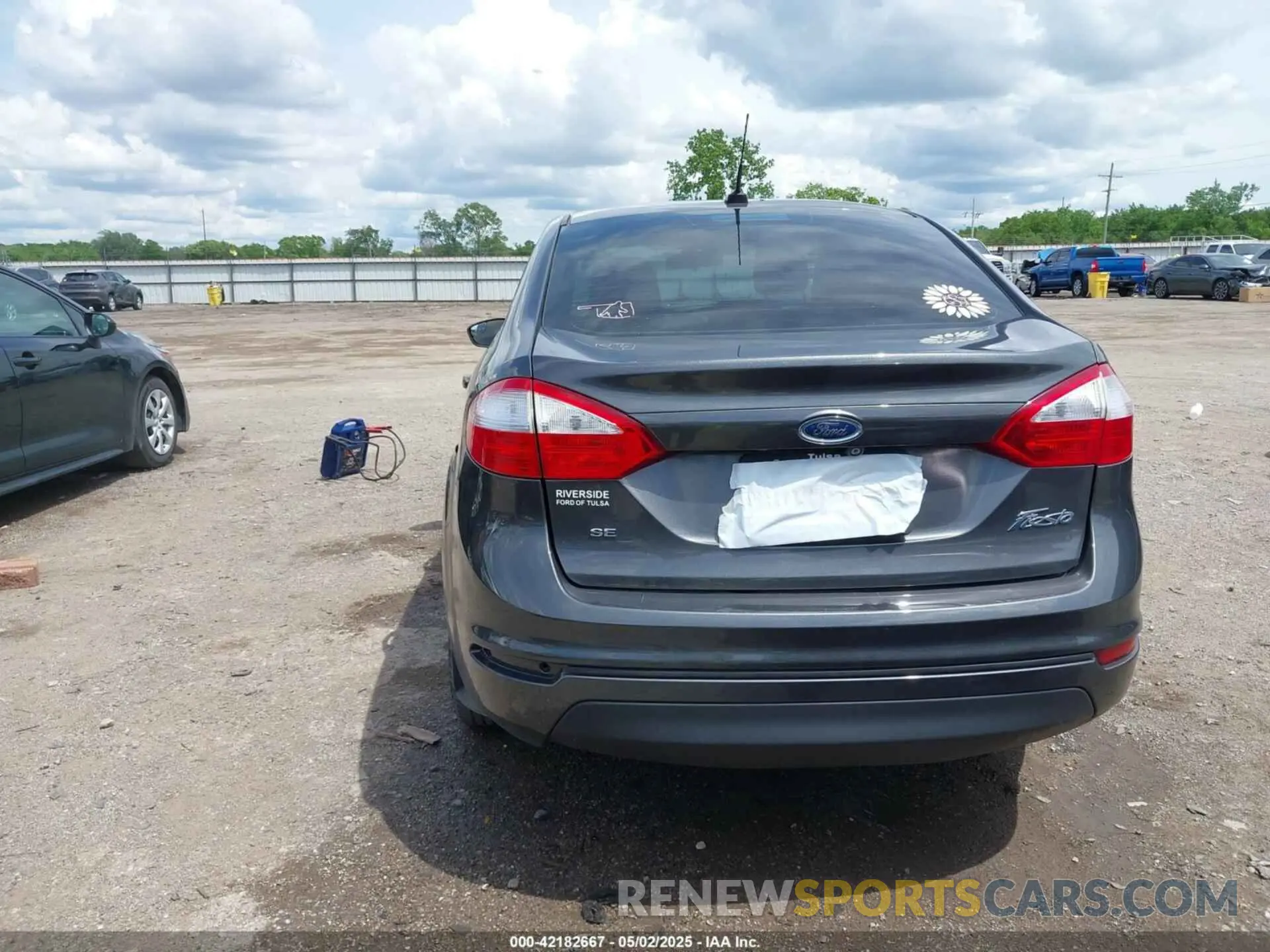 16 fotografías del automóvil dañado 3FADP4BJ7KM163096 FORD FIESTA 2019