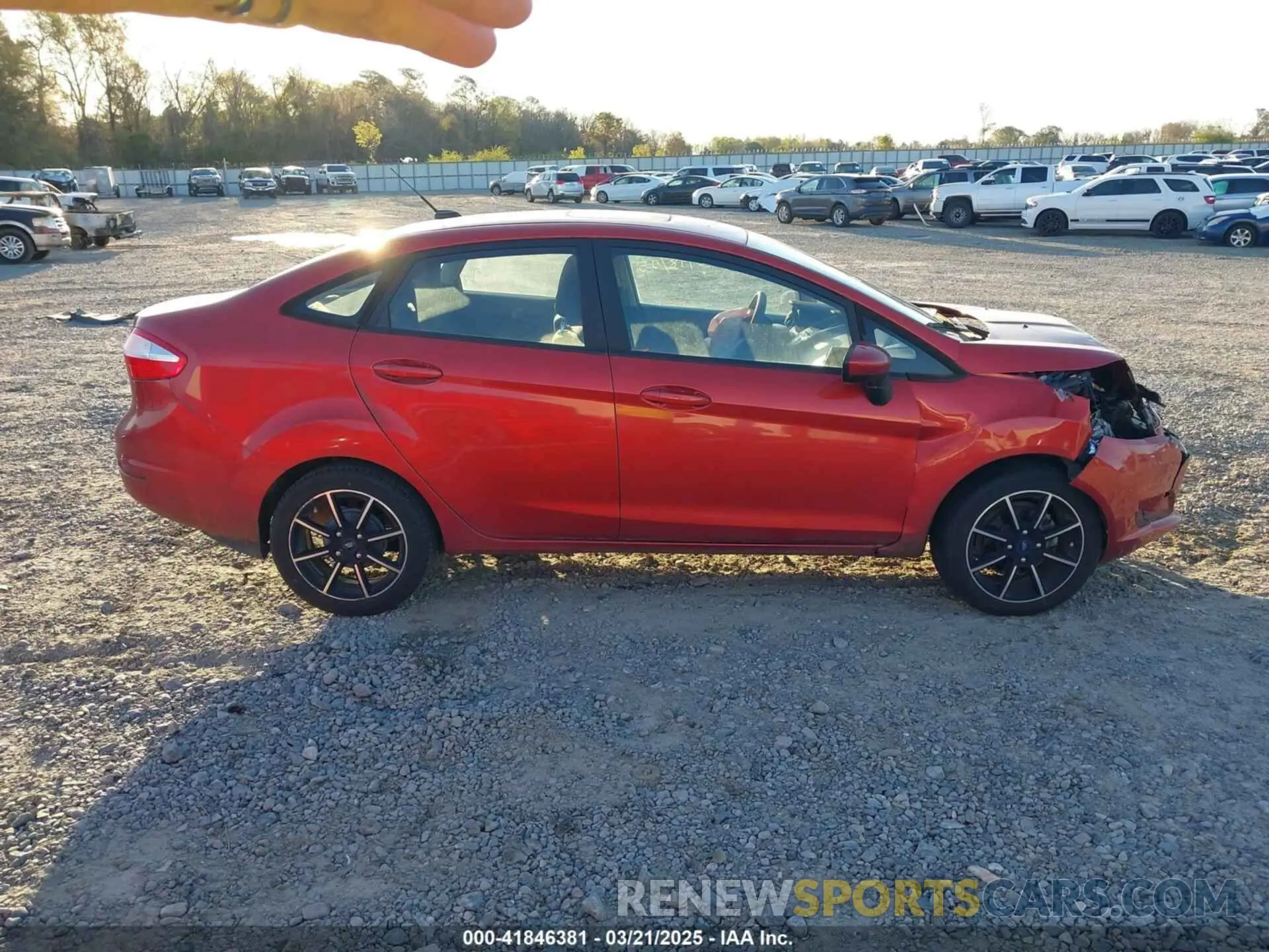 13 fotografías del automóvil dañado 3FADP4BJ7KM164586 FORD FIESTA 2019