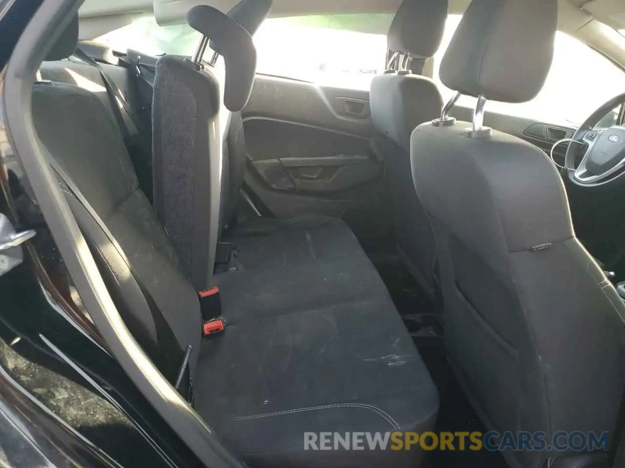 10 fotografías del automóvil dañado 3FADP4BJ8KM162653 FORD FIESTA 2019