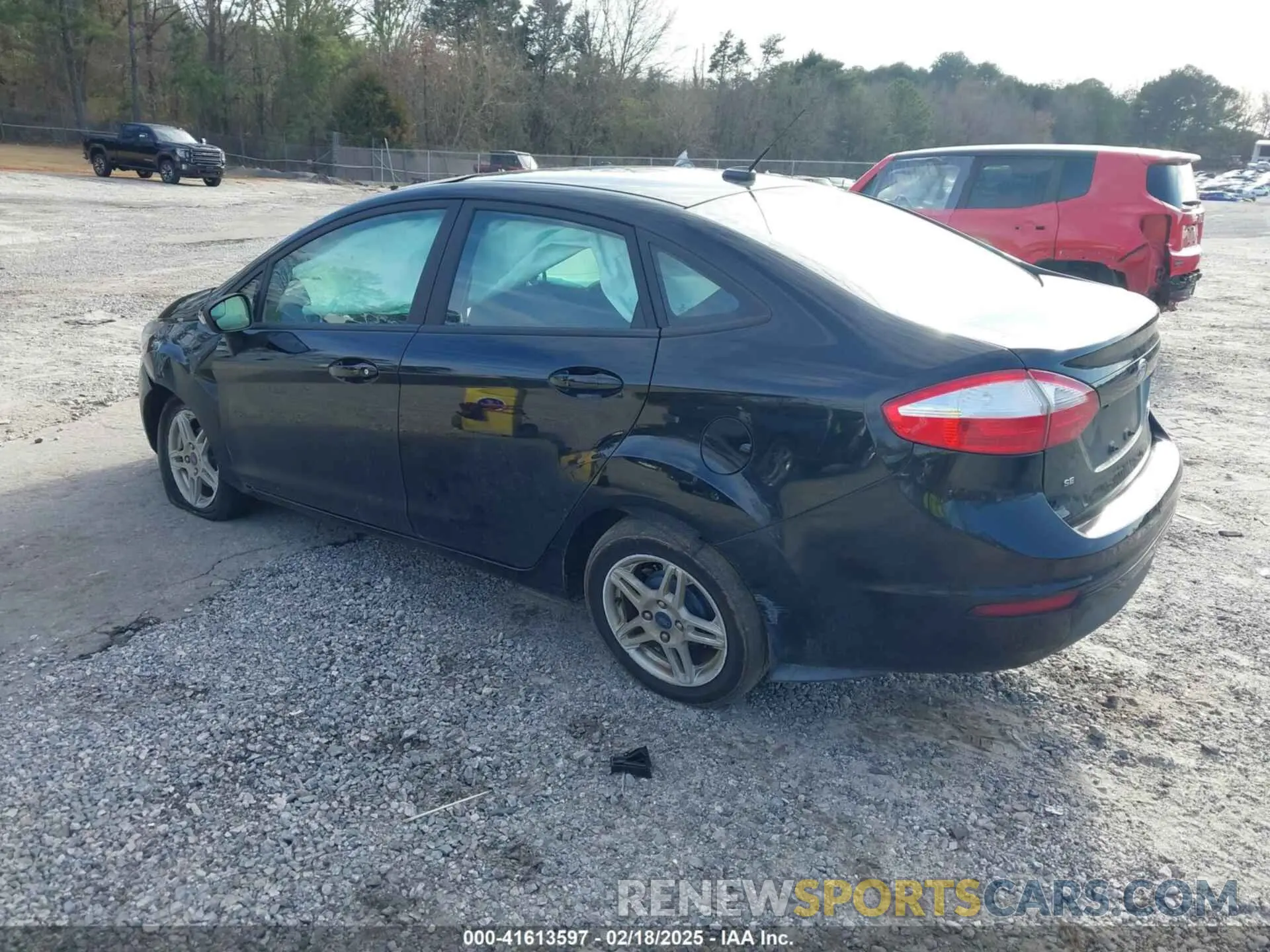 3 fotografías del automóvil dañado 3FADP4BJ9KM118340 FORD FIESTA 2019