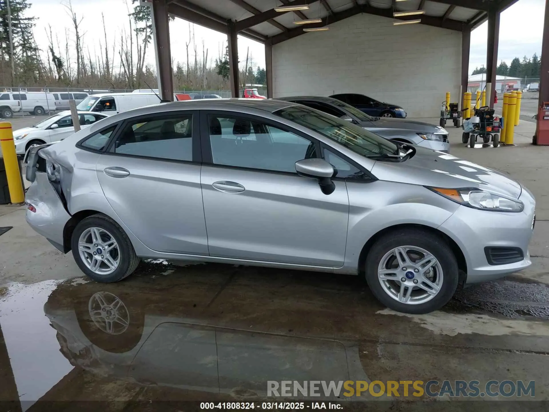 14 fotografías del automóvil dañado 3FADP4BJ9KM135249 FORD FIESTA 2019