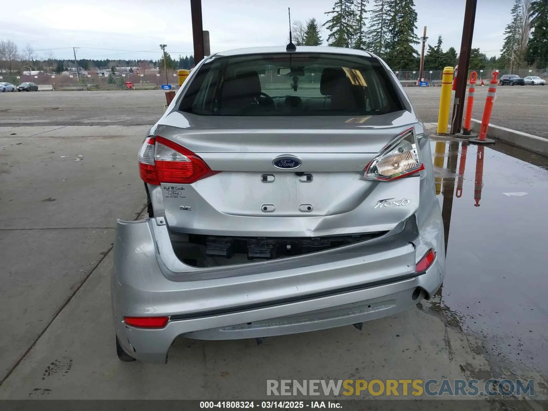 17 fotografías del automóvil dañado 3FADP4BJ9KM135249 FORD FIESTA 2019