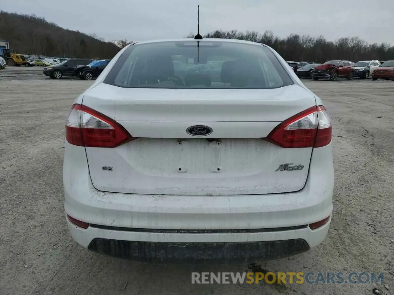 6 fotografías del automóvil dañado 3FADP4BJ9KM162712 FORD FIESTA 2019