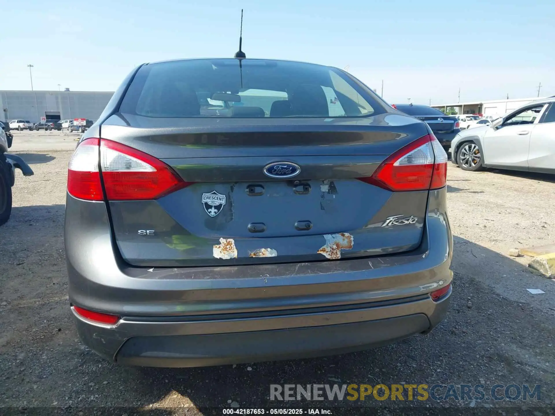 16 fotografías del automóvil dañado 3FADP4BJXKM102440 FORD FIESTA 2019