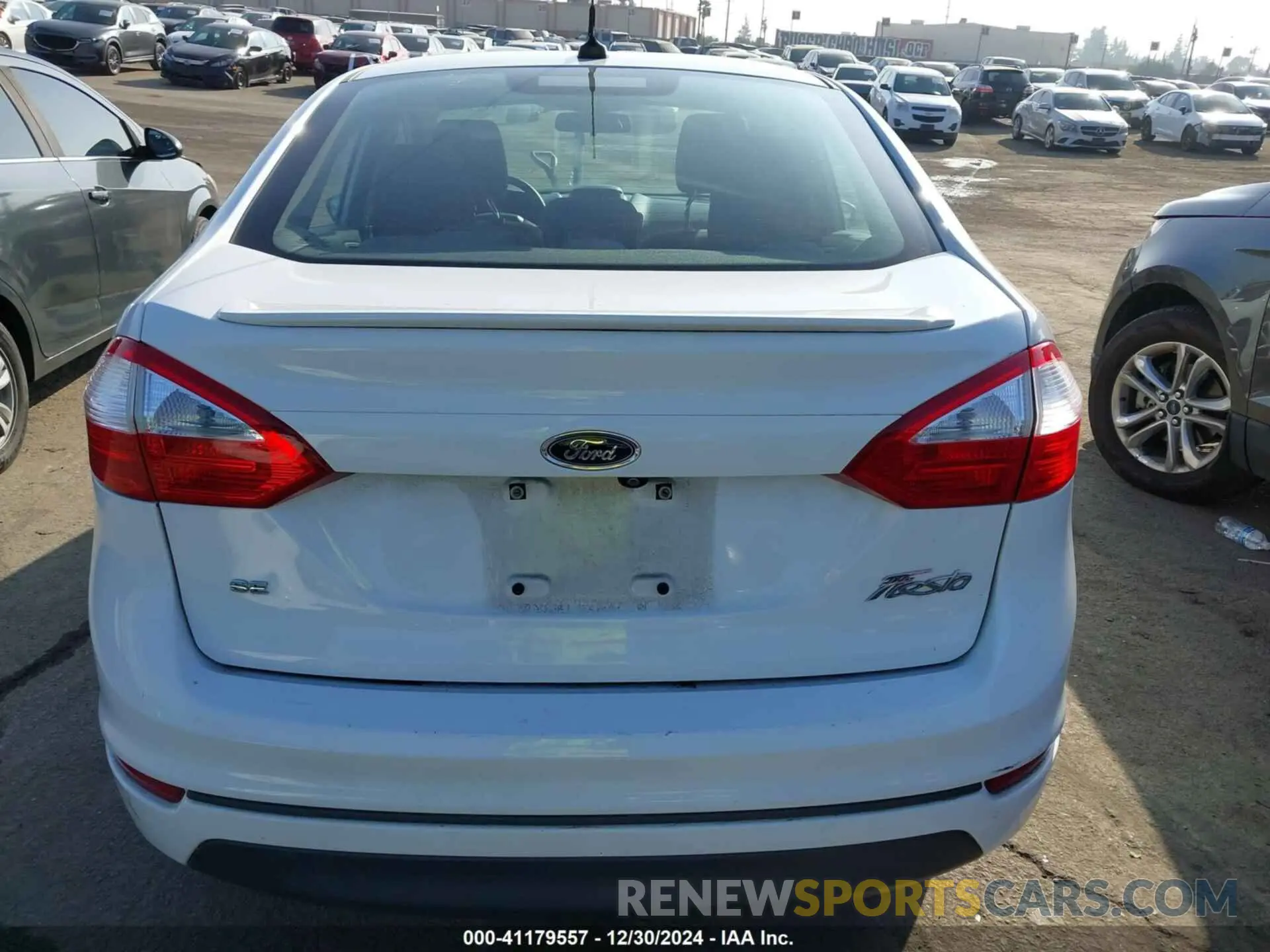 17 fotografías del automóvil dañado 3FADP4BJXKM134062 FORD FIESTA 2019